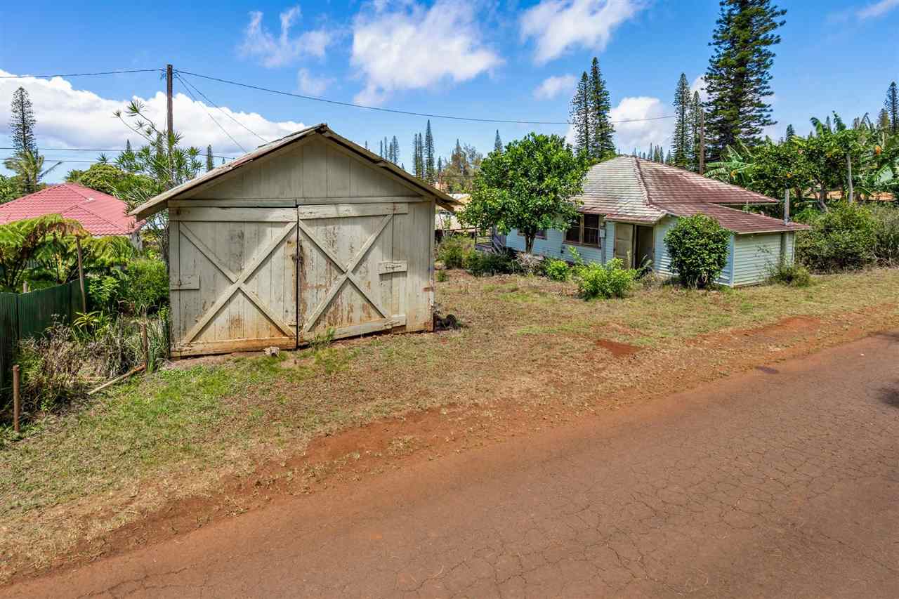 1157  QUEENS St , Lanai home - photo 3 of 30