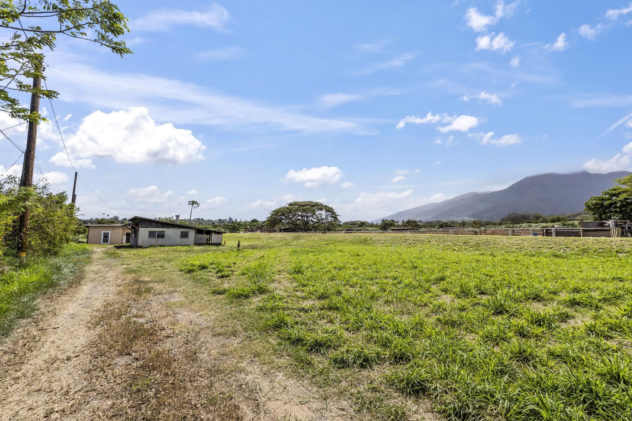 1159  Piihana Rd Happy Valley, Wailuku home - photo 17 of 31