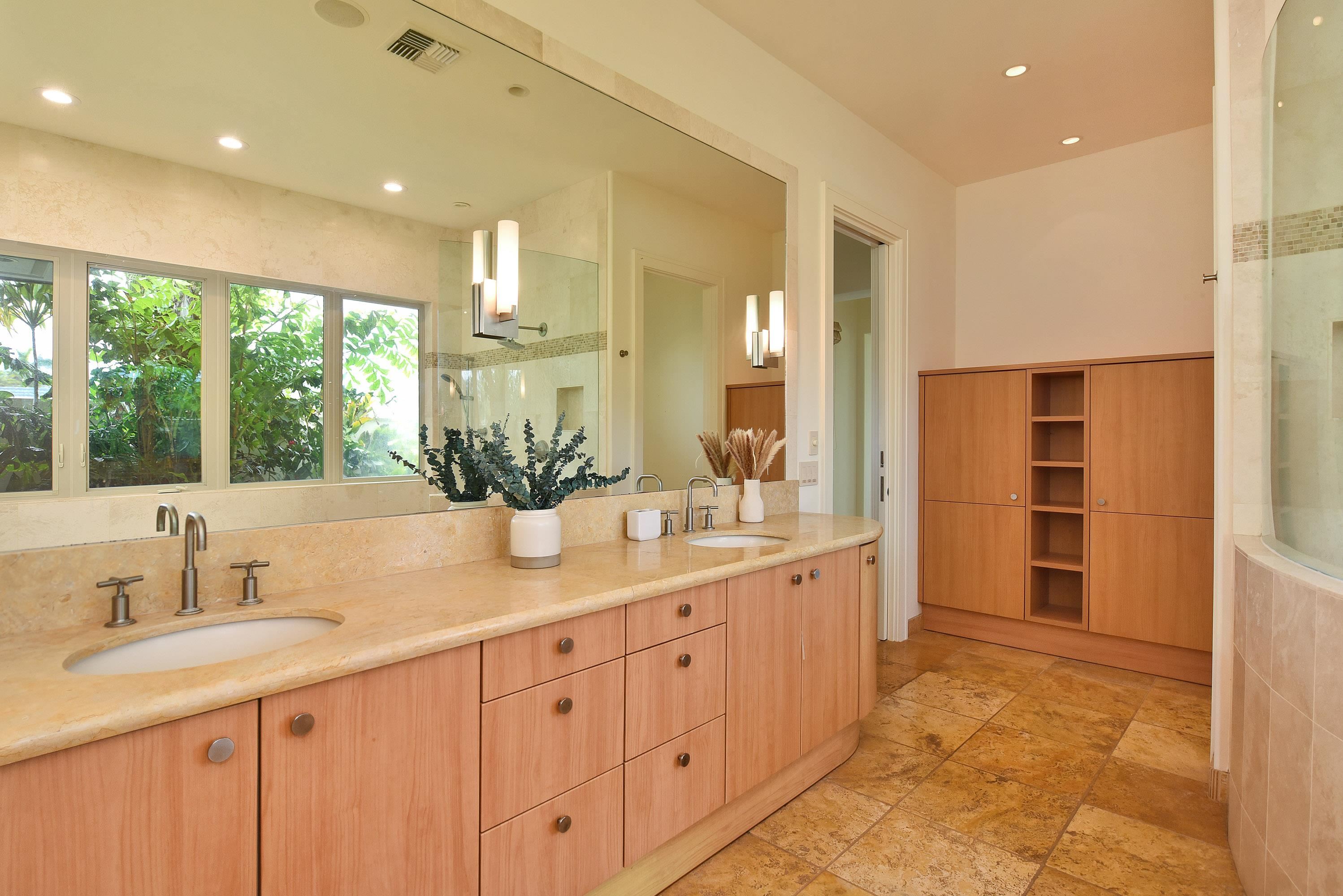 116  Pulelehua St Kapalua, Kapalua home - photo 26 of 39