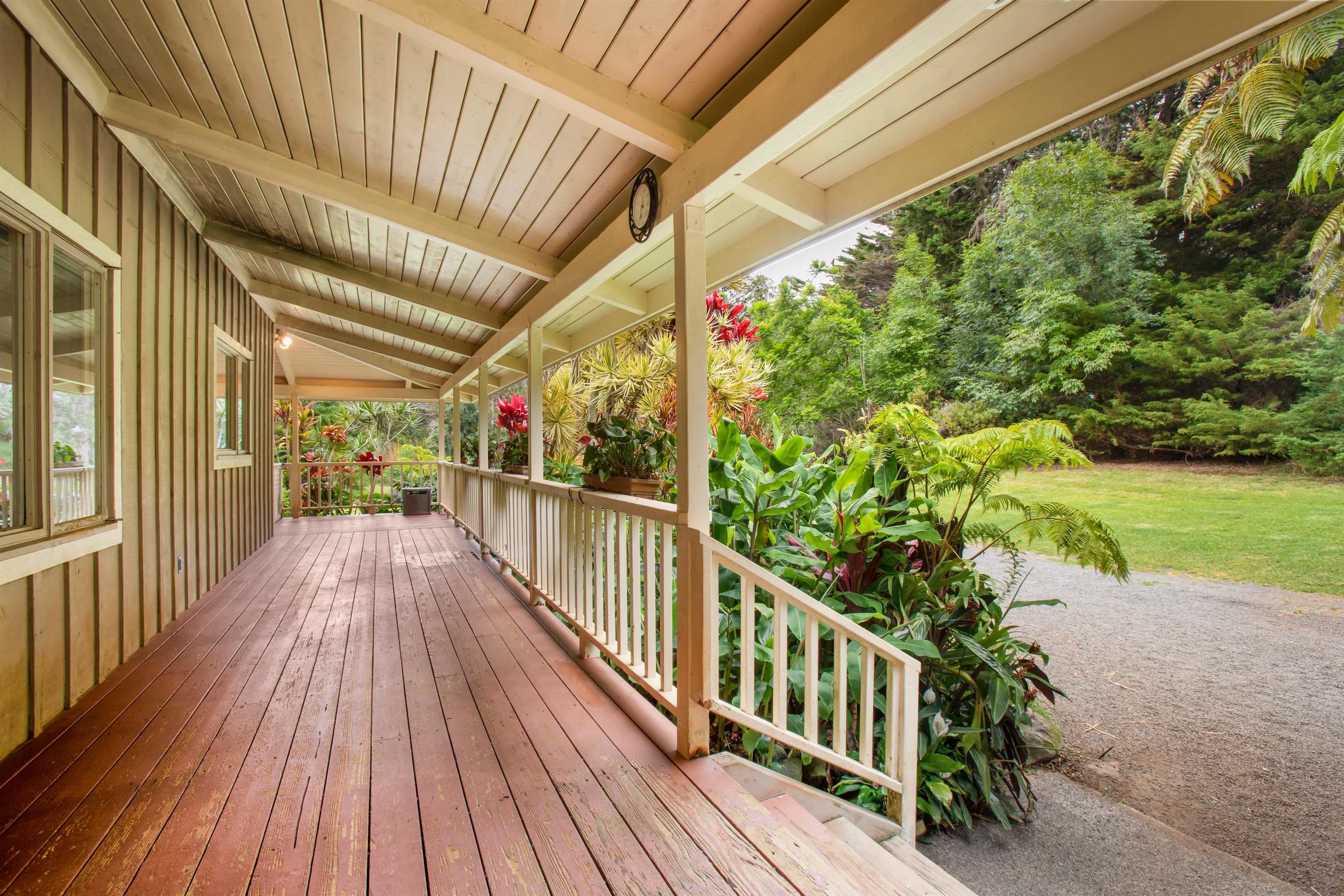 1160  Ehu Rd Upper Piiholo, Makawao/Olinda/Haliimaile home - photo 2 of 18