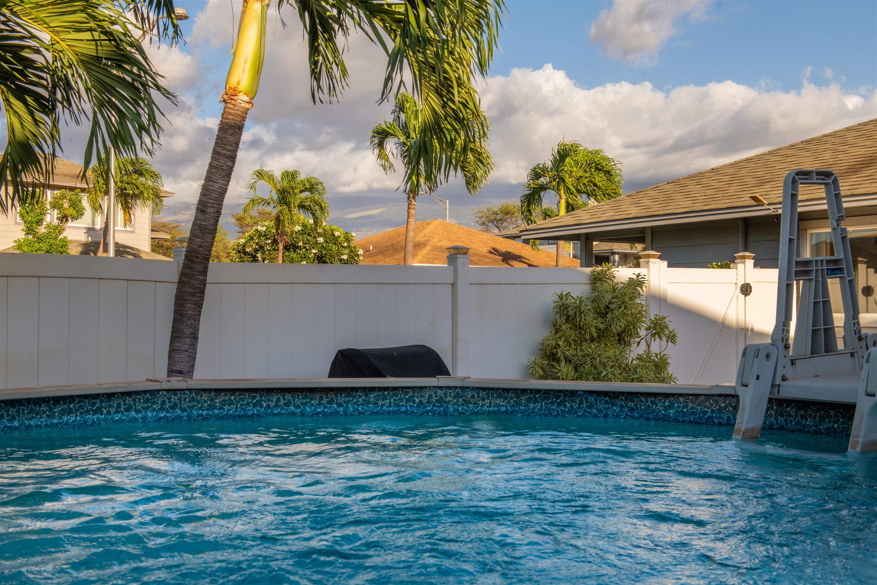 117  Kawailani Cir , Kihei home - photo 38 of 43