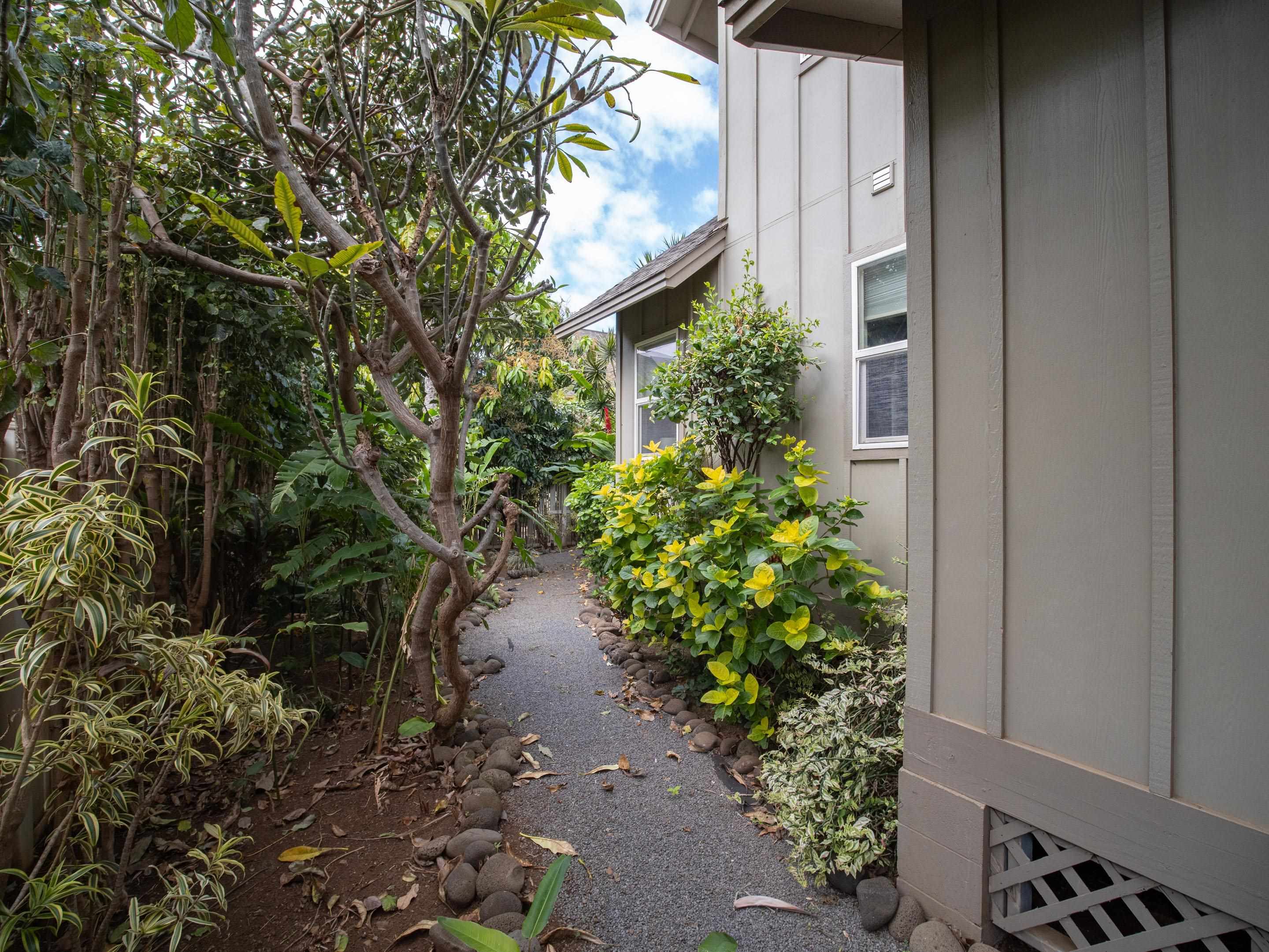 118  Waiapo Pl , Kihei home - photo 26 of 31