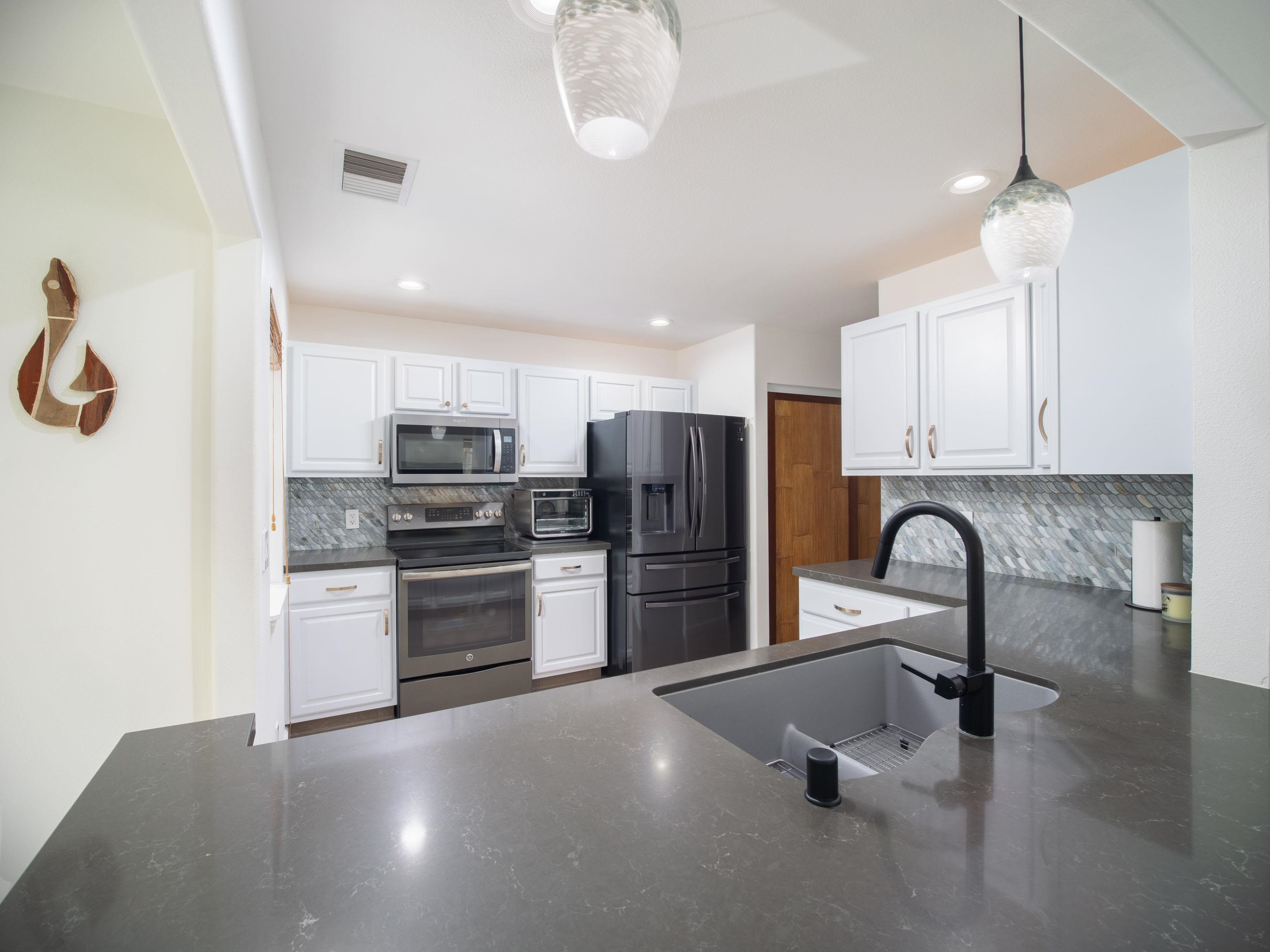 118  Waiapo Pl , Kihei home - photo 7 of 28