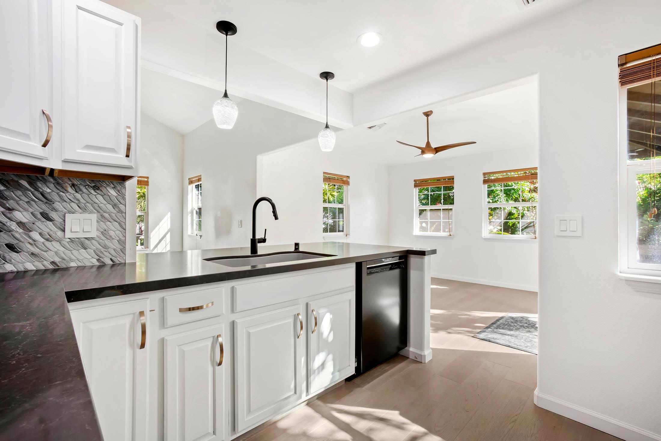 118  Waiapo Pl Central Kihei, Kihei home - photo 11 of 32