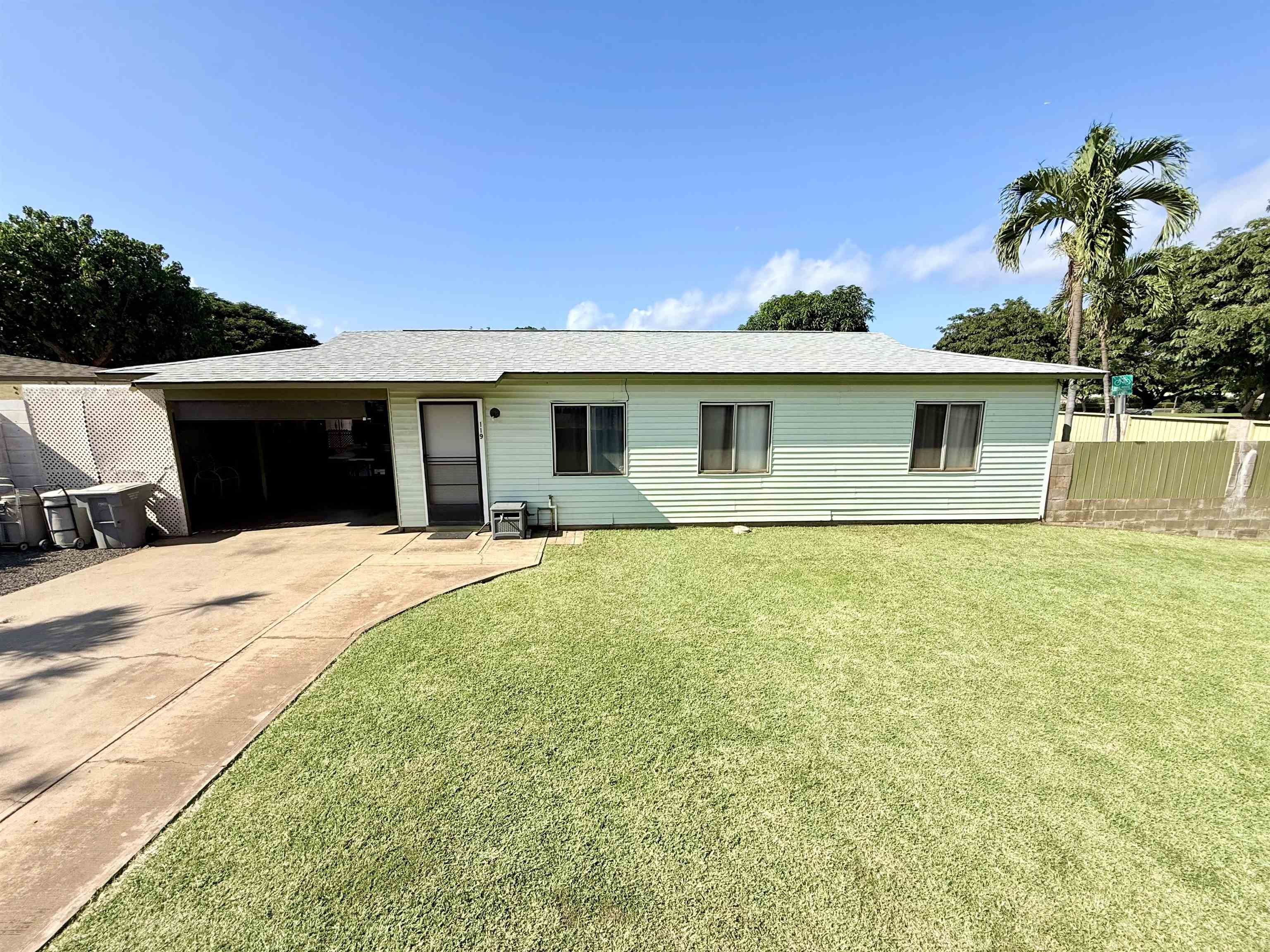 119  Kupalaiki Loop Lipoa, Kihei home - photo 2 of 49