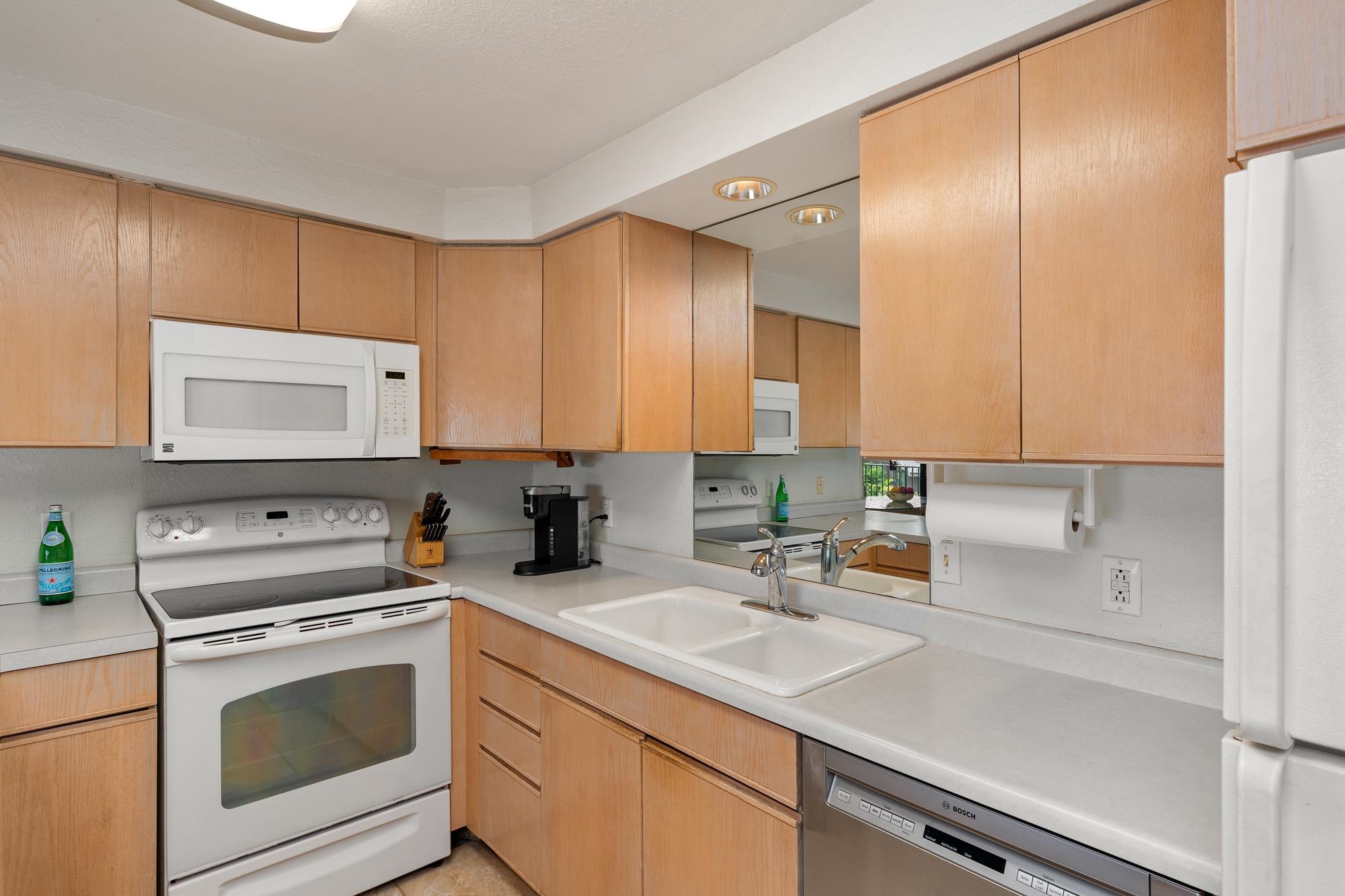 Maalaea Surf condo # C9, Kihei, Hawaii - photo 14 of 50