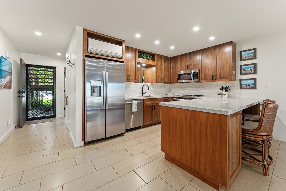 Maalaea Surf condo # E3, Kihei, Hawaii - photo 11 of 50