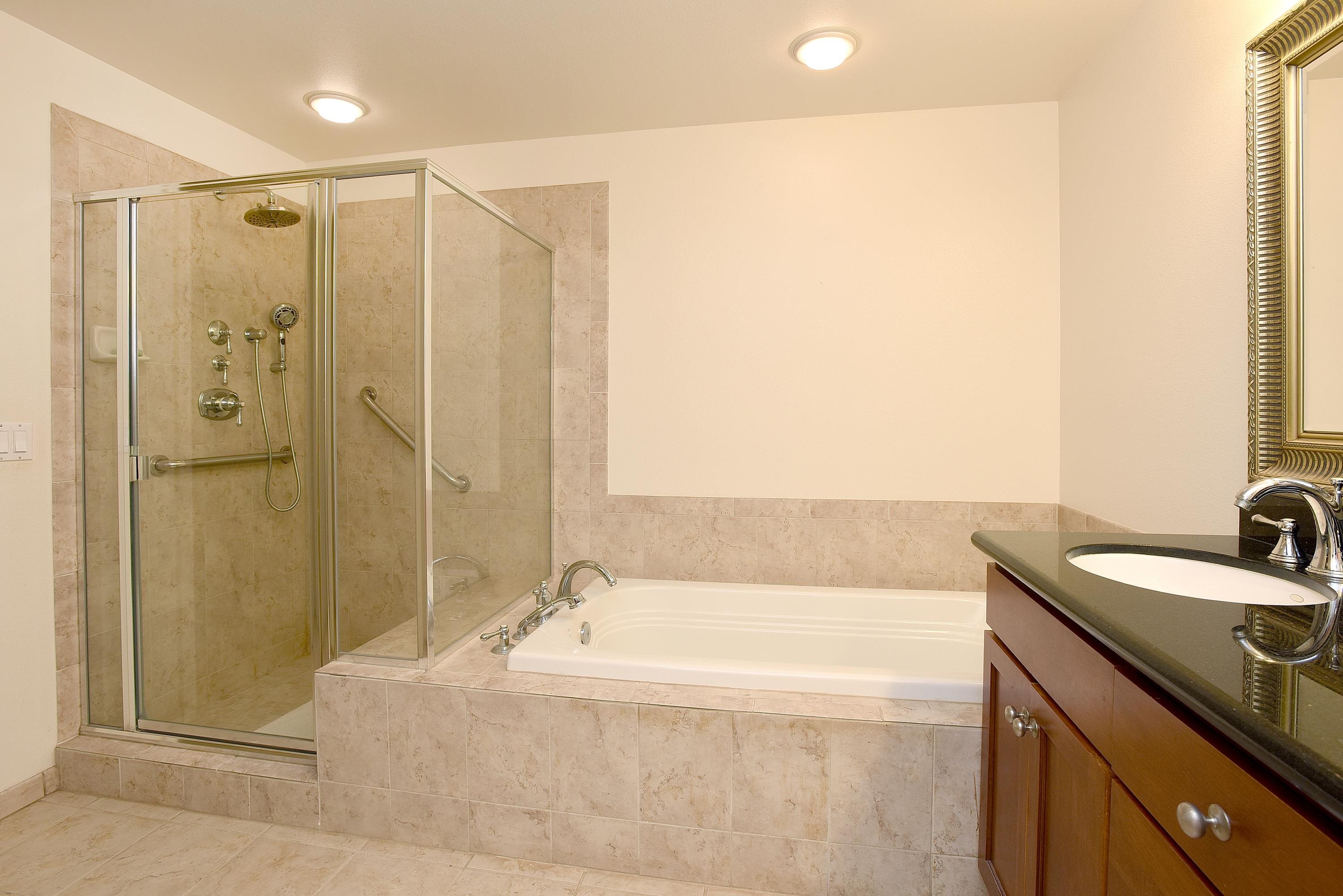 Ke Alii Ocean Villas condo # N102, Kihei, Hawaii - photo 10 of 24