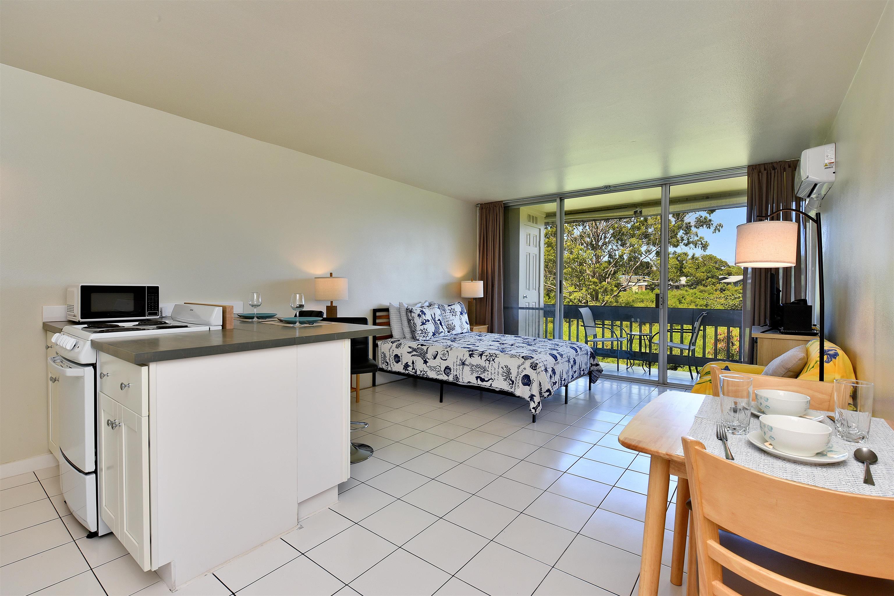 Napili Ridge condo # 16 E, Lahaina, Hawaii - photo 4 of 44