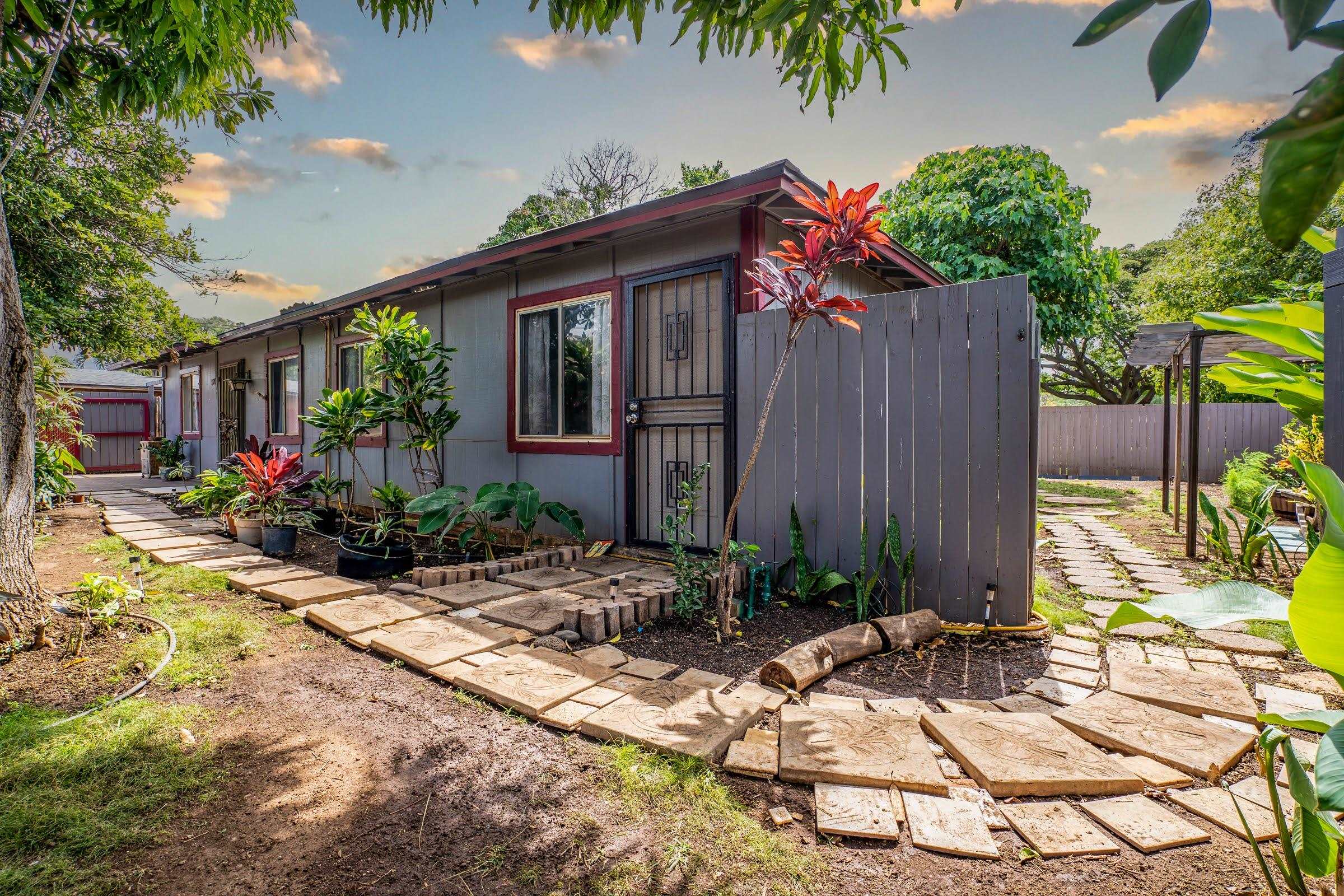 120 Lipoa St , Kihei, Hi 96753