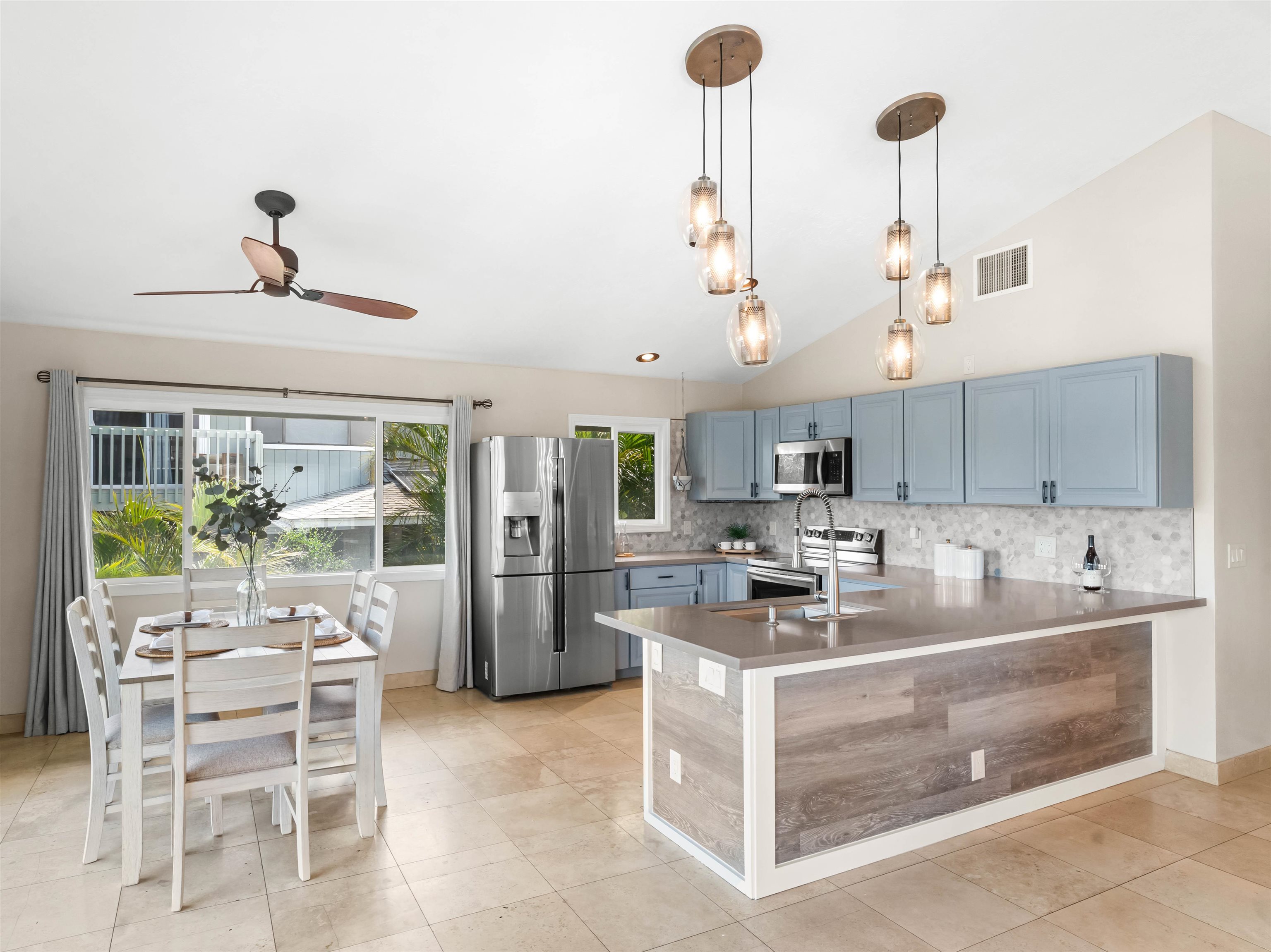 120  Pauloa Pl , Kihei home - photo 12 of 48