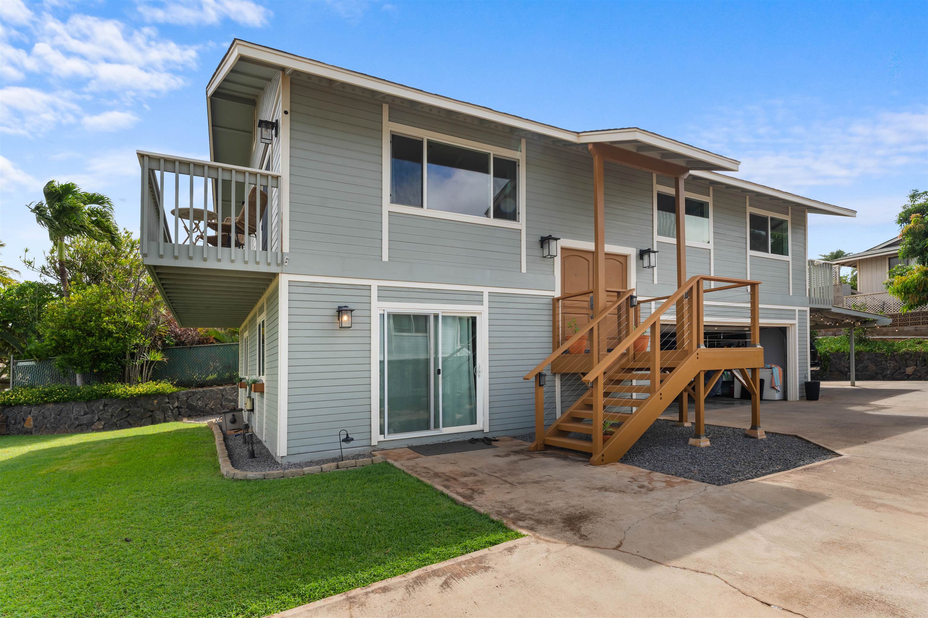 120  Pauloa Pl , Kihei home - photo 4 of 48