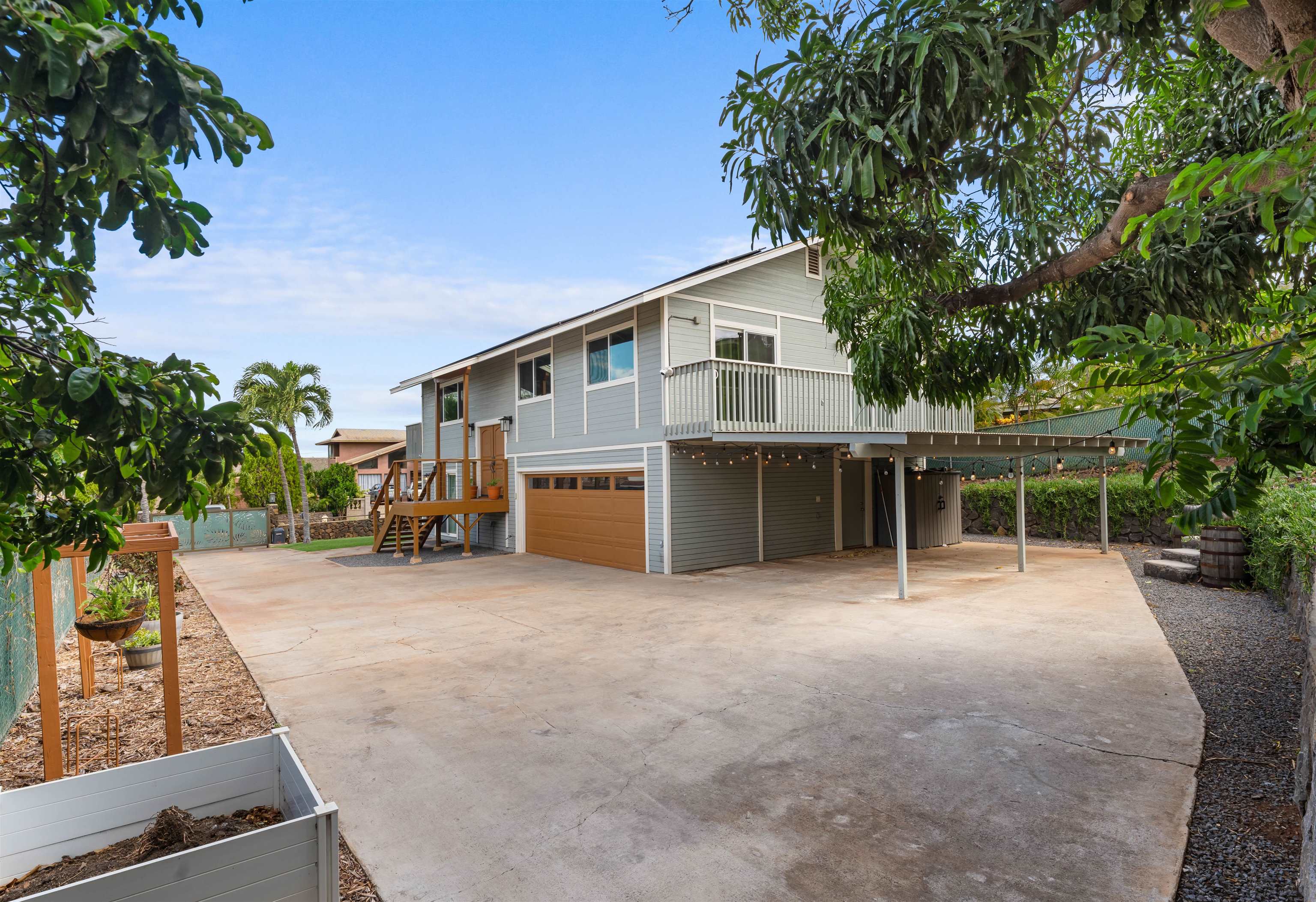 120  Pauloa Pl , Kihei home - photo 5 of 48