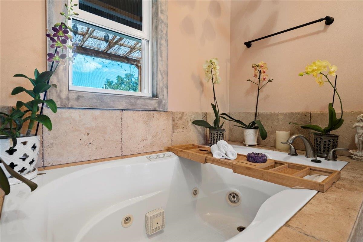 1205  Kuiaha Rd , Haiku home - photo 24 of 46