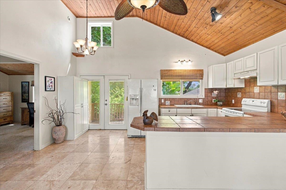 1210  Uluniu Rd Waiohuli-keokea Beach Lts, Kihei home - photo 22 of 50