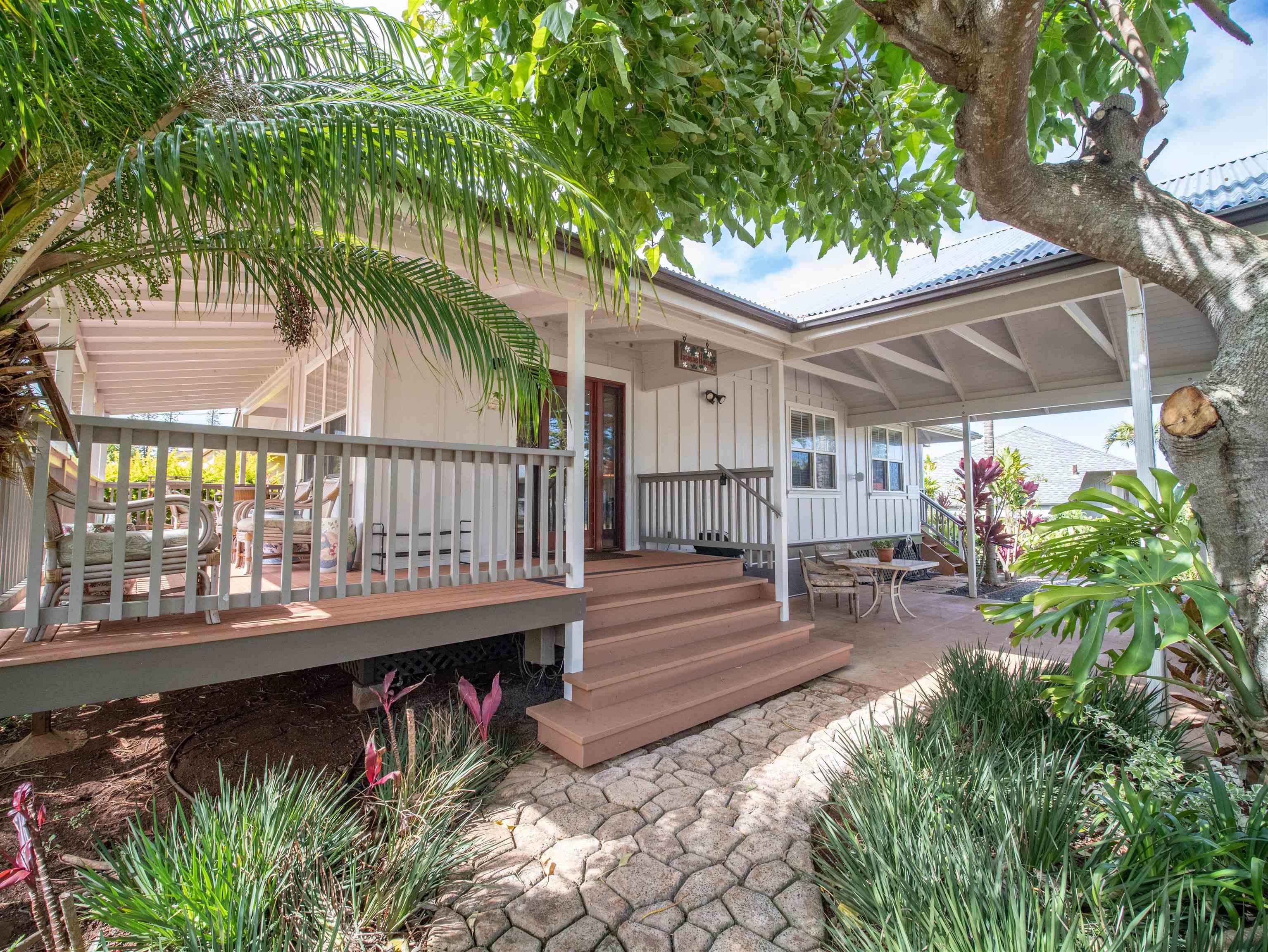 1215  Jasmine Dr , Lanai home - photo 5 of 38