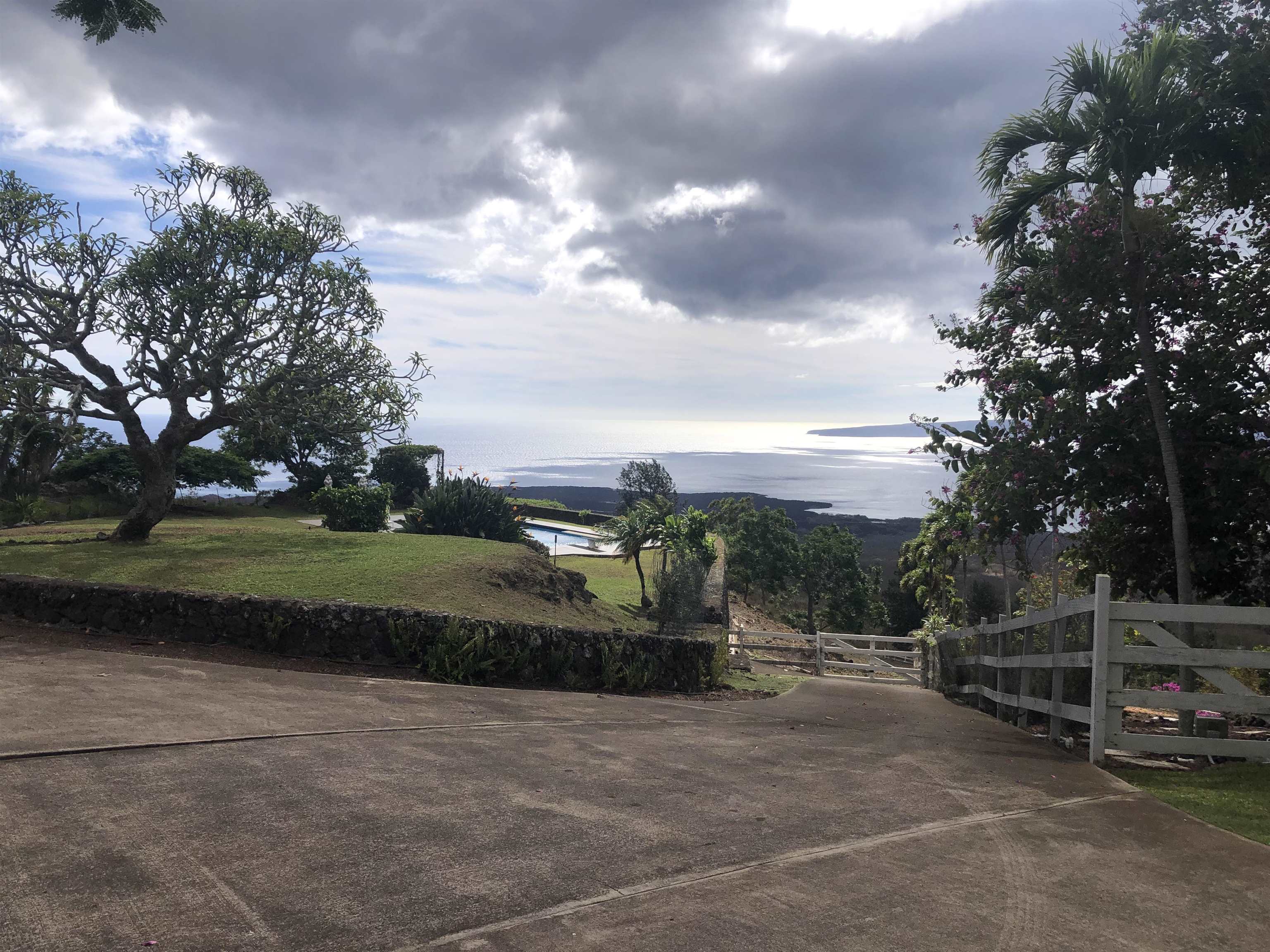 1223 Kanaiokalama Park Rd , Kula, Hi 96790 Ulupalakua