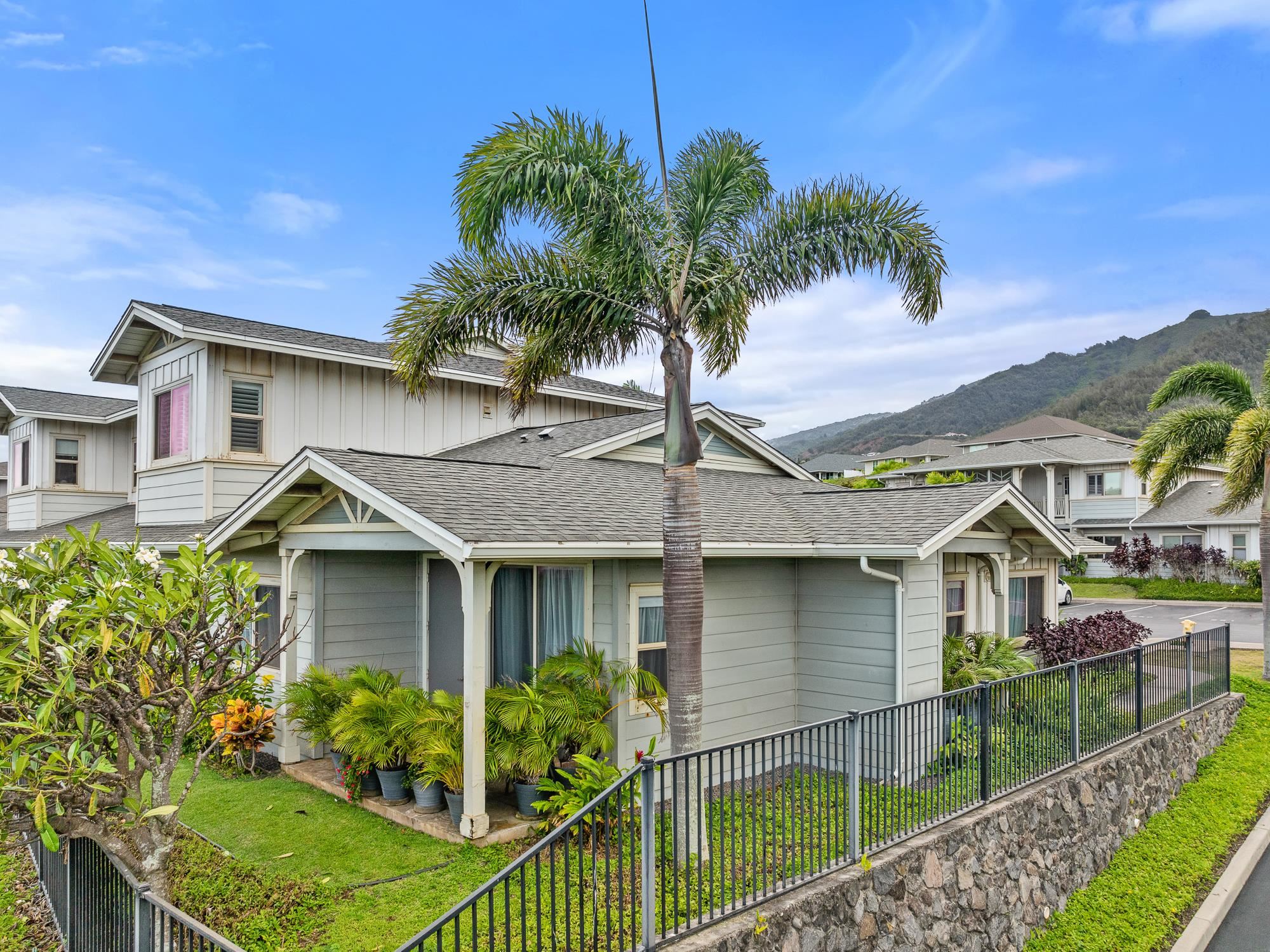Hoolea Terrace at Kehalani condo # 1801, Wailuku, Hawaii - photo 2 of 50