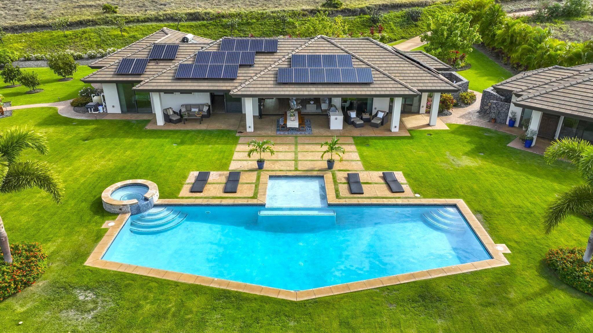 123  Punakea Loop , Lahaina home - photo 4 of 50