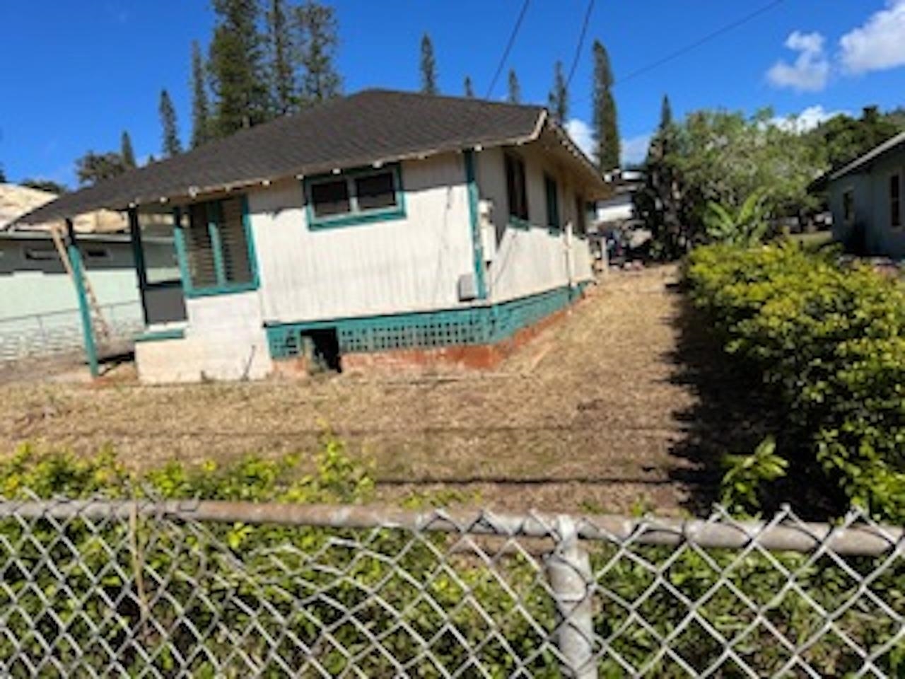 1234  Fraser Ave , Lanai home - photo 3 of 16