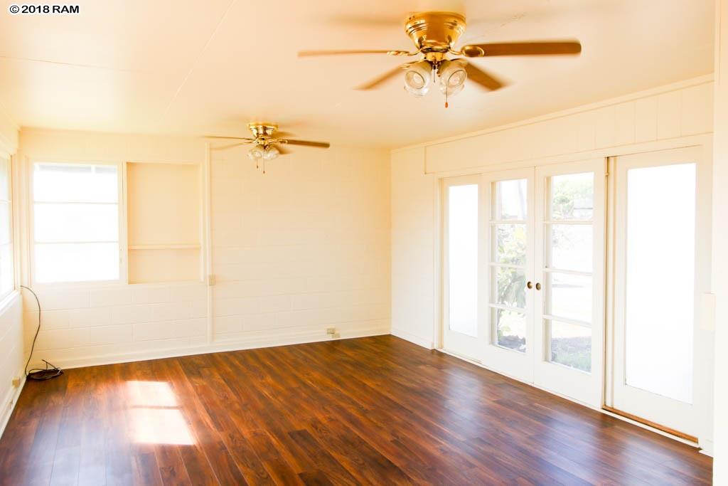 124  W Kauai St , Kahului home - photo 4 of 20