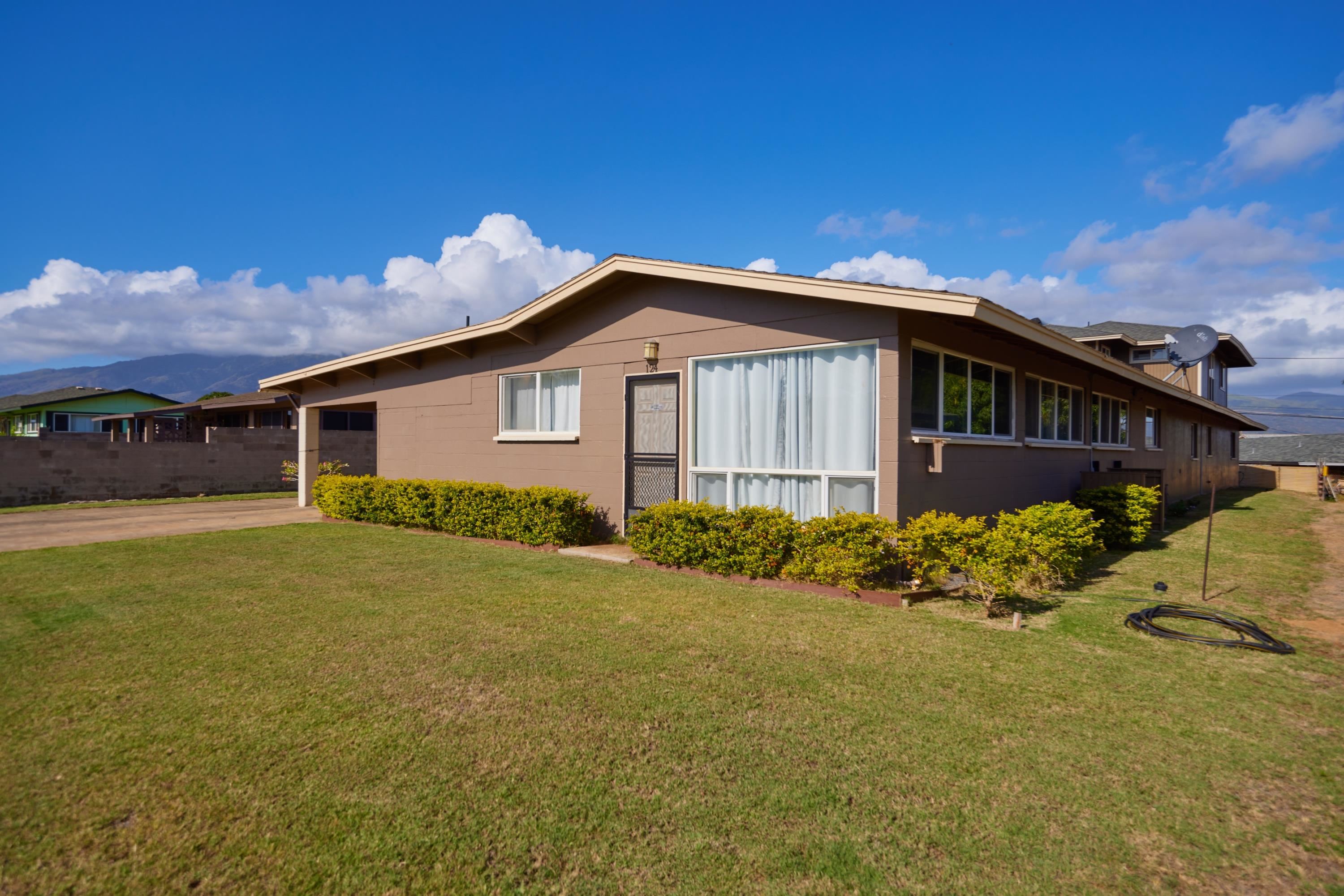 124  Molokai Akau St Kahului, Kahului home - photo 2 of 34