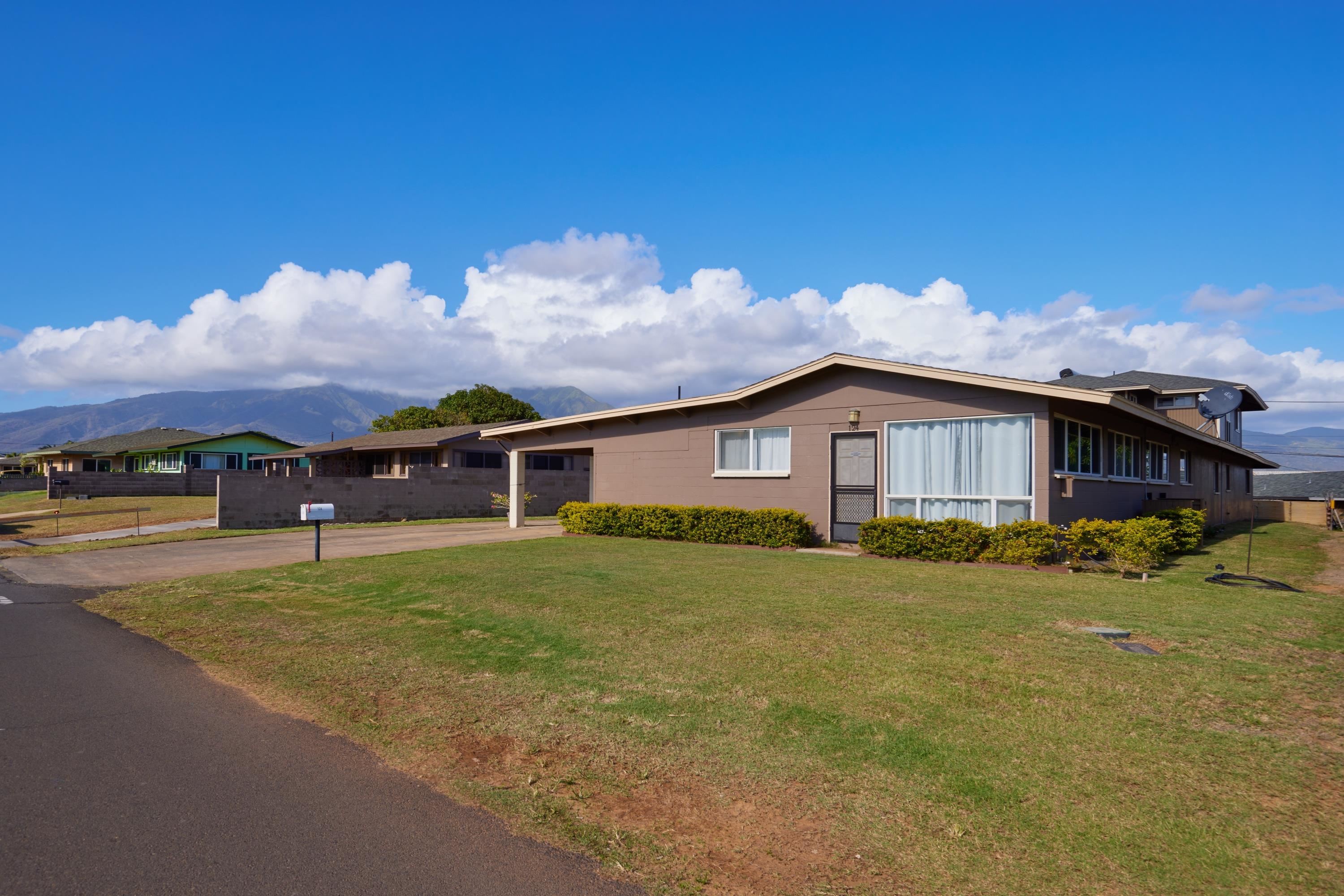 124  Molokai Akau St Kahului, Kahului home - photo 27 of 34