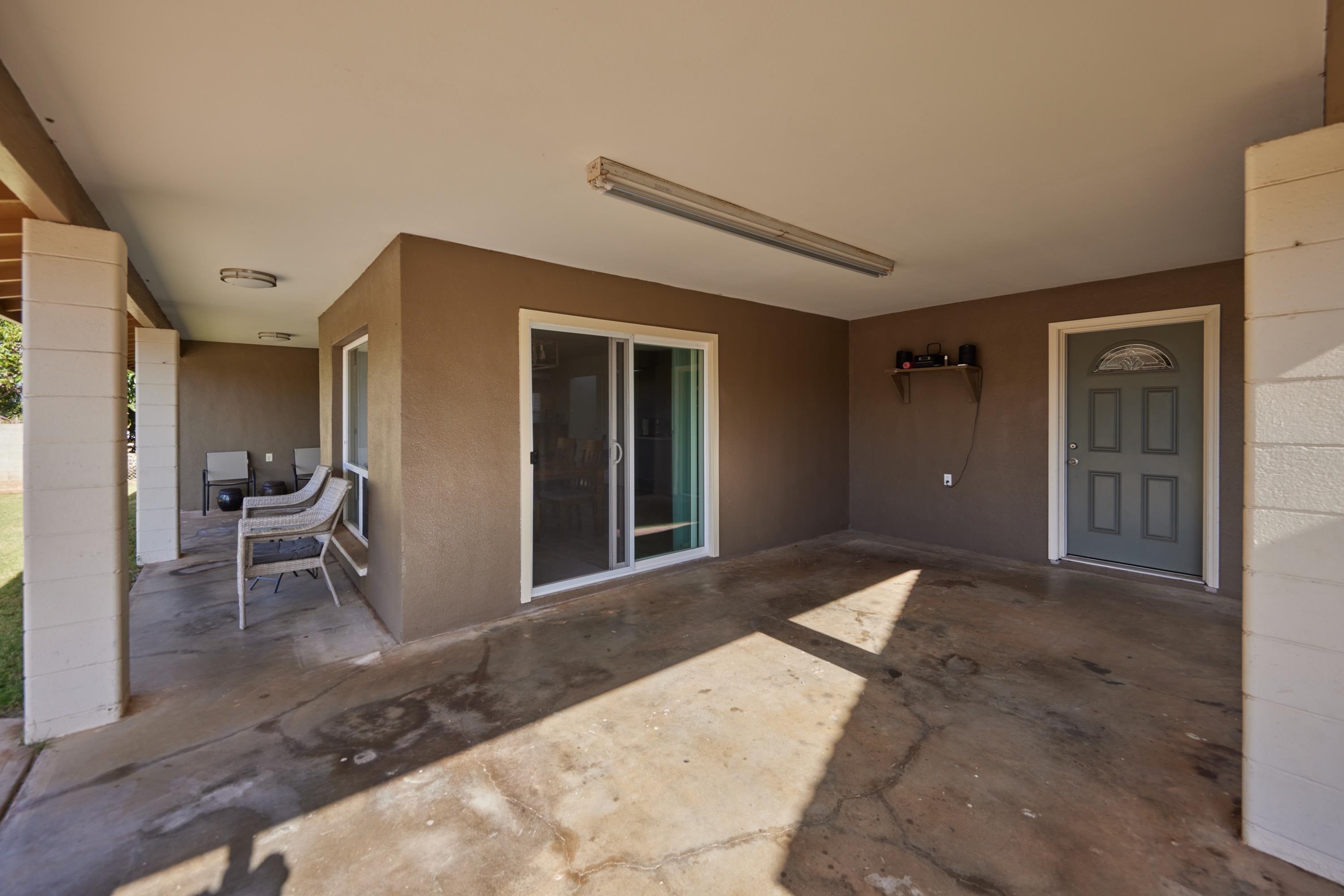 124  Molokai Akau St Kahului, Kahului home - photo 29 of 34