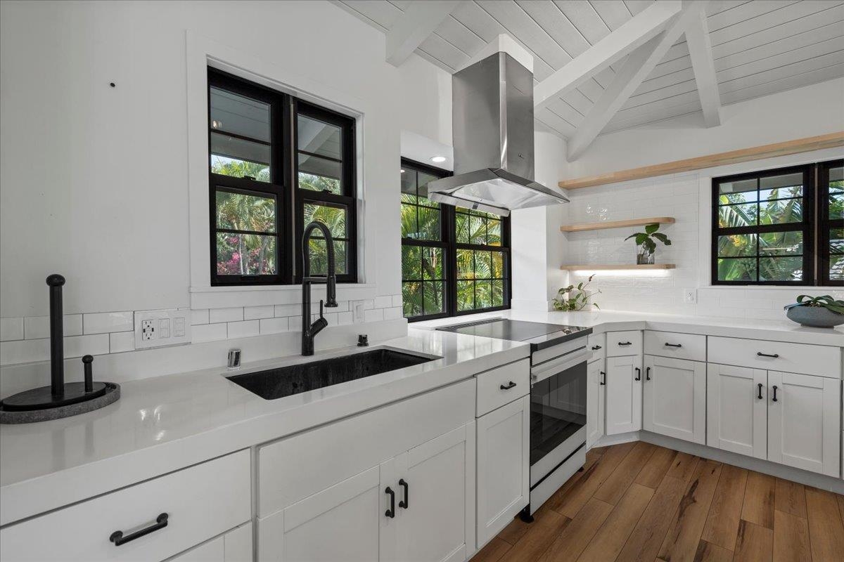 124  Waaula Pl Wailea, Wailea/Makena home - photo 13 of 50