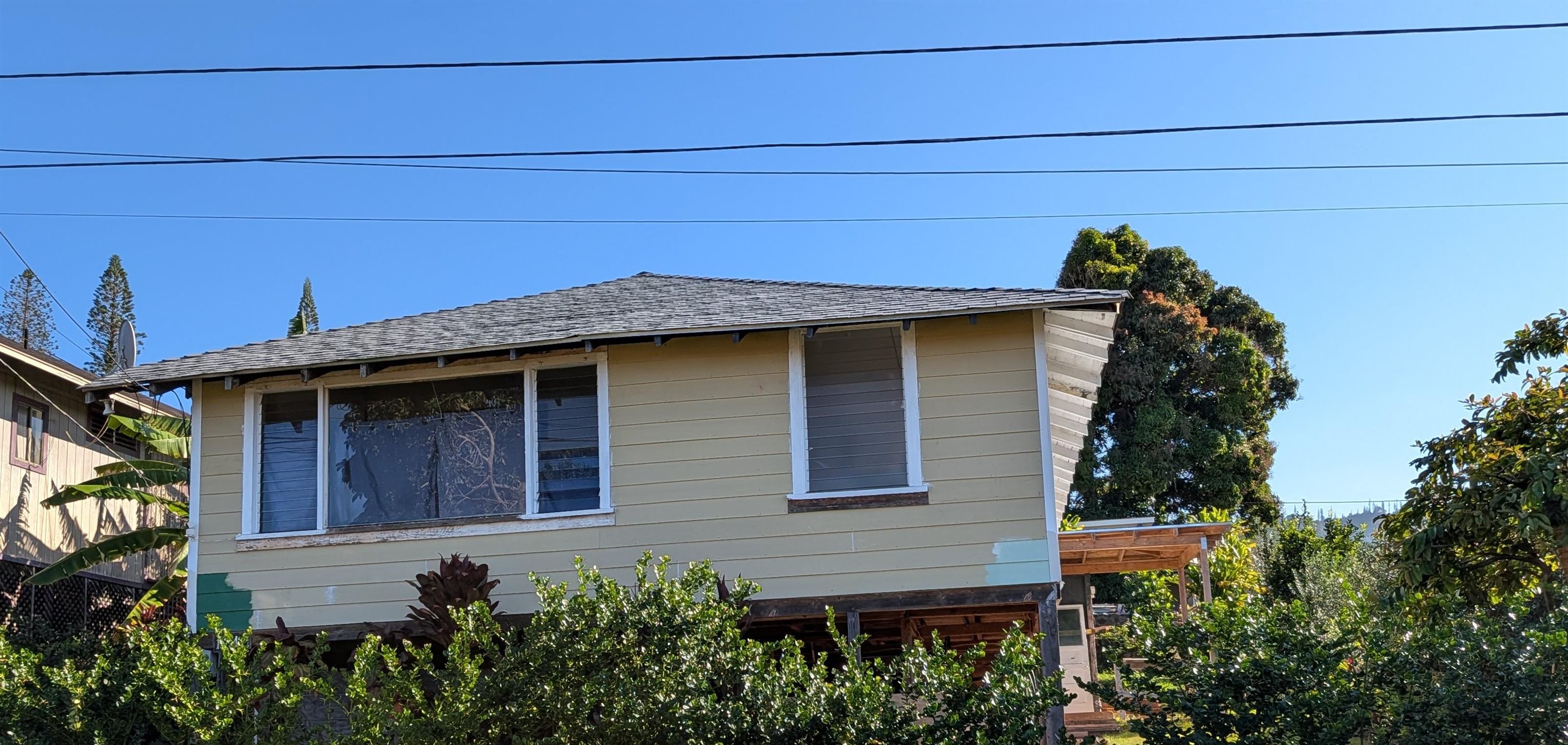 1242  Houston St , Lanai home - photo 2 of 2