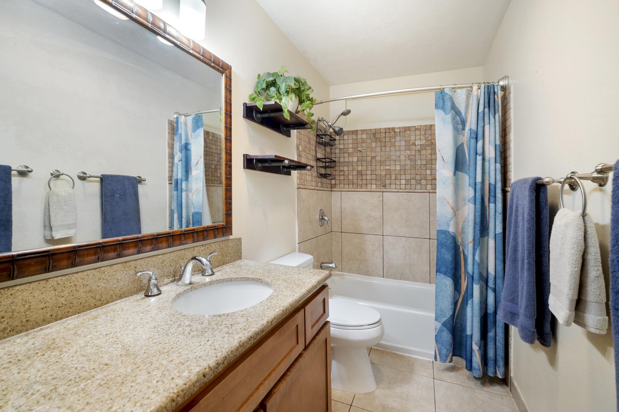 125  Hiwalani Loop , Pukalani home - photo 11 of 50