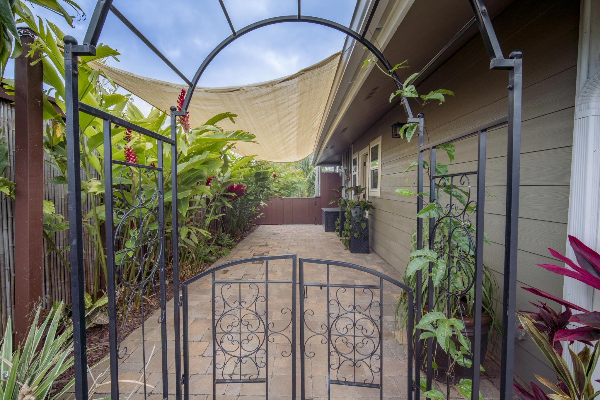 125  Hiwalani Loop , Pukalani home - photo 20 of 50