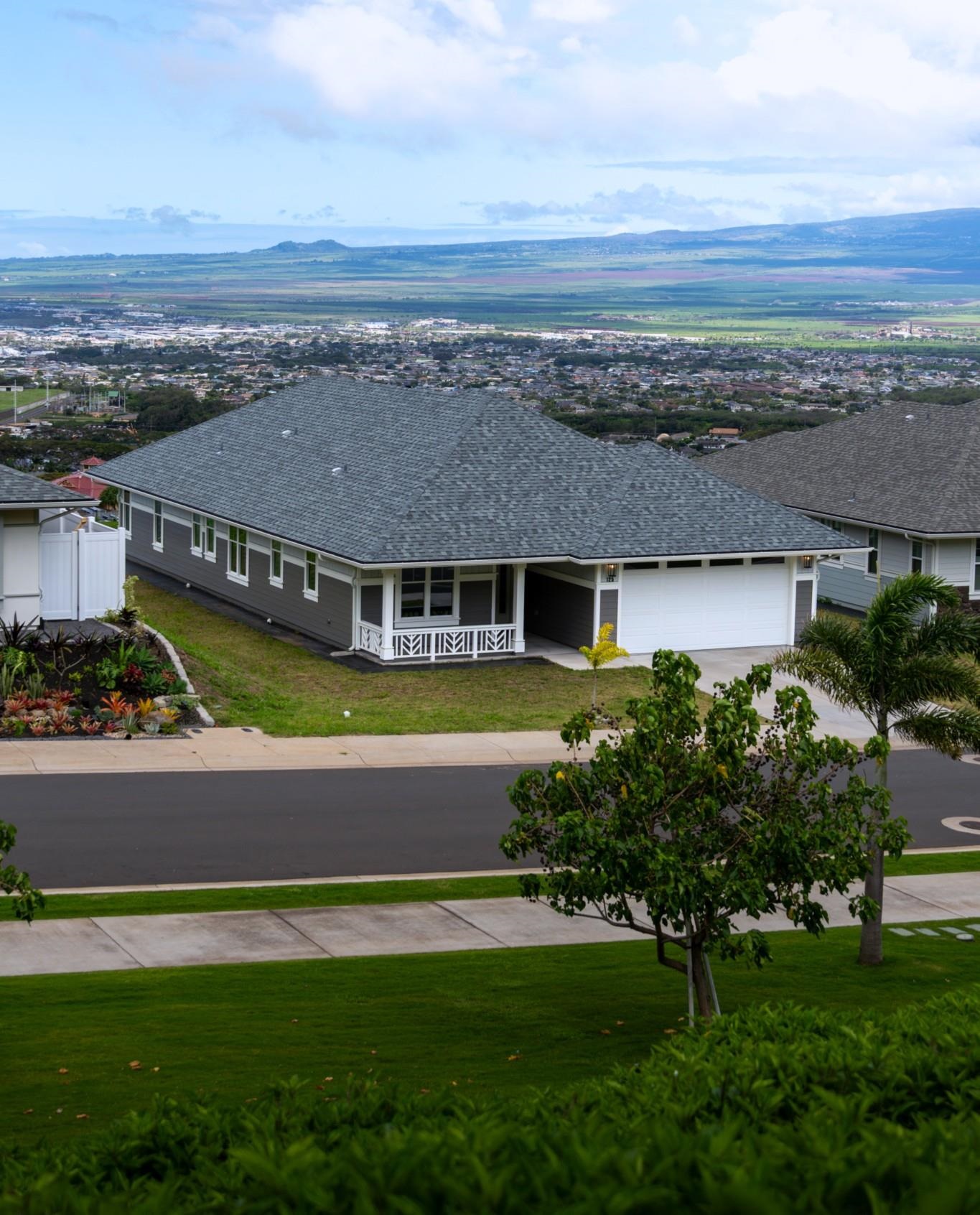 125  La'au Loke Loop Kehalani, Wailuku home - photo 2 of 20
