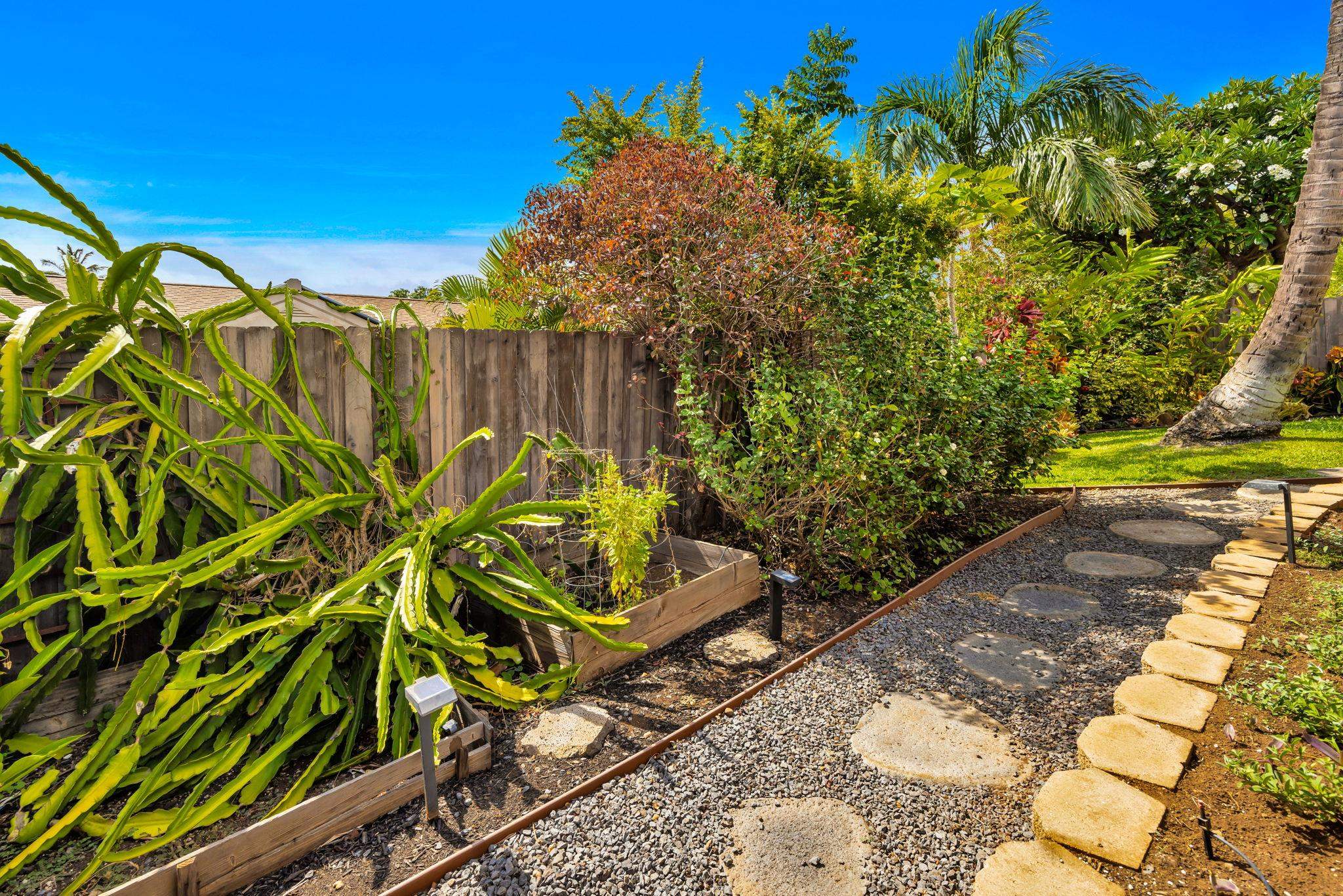 125  Mehani St , Kihei home - photo 17 of 48