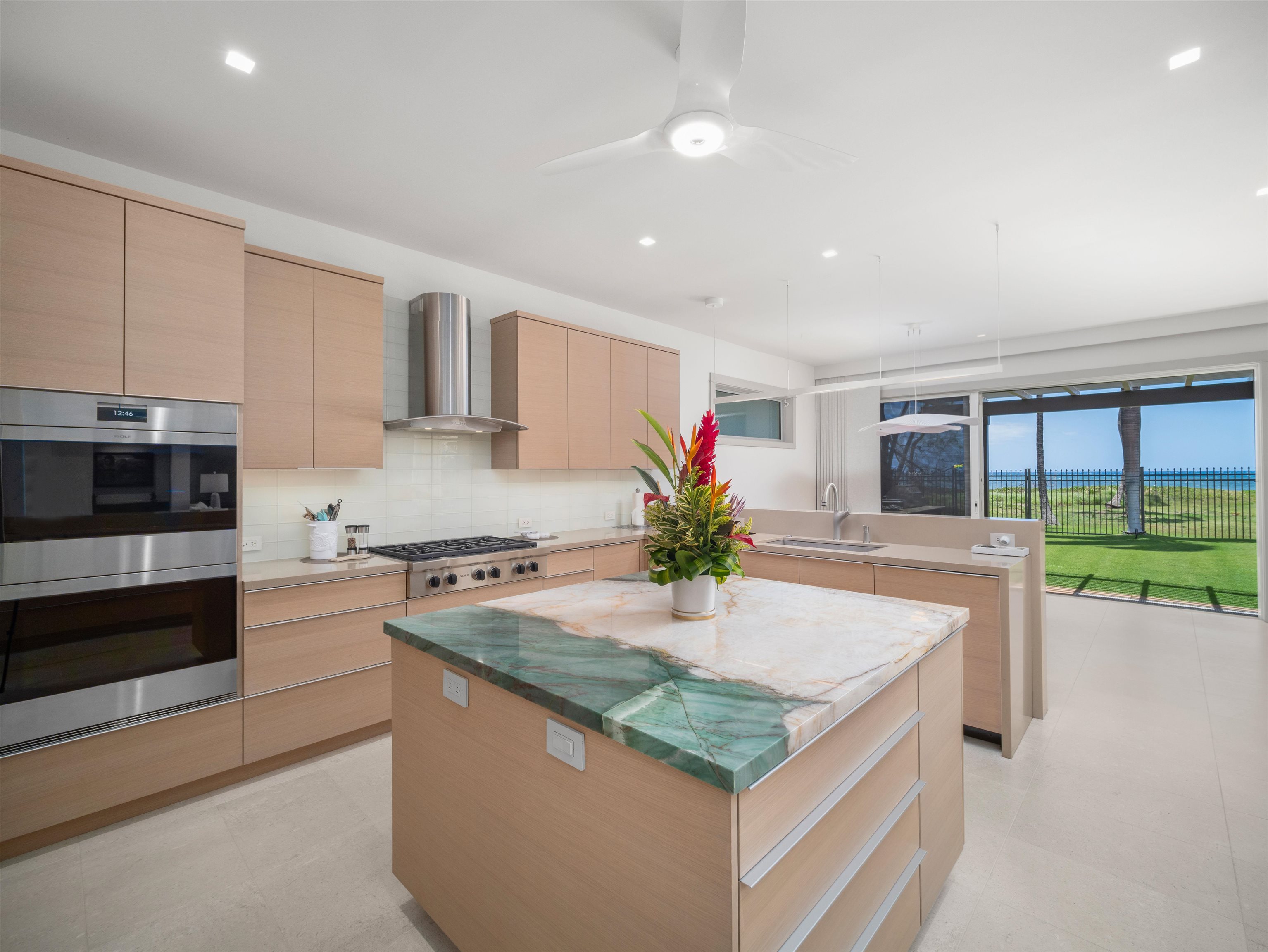 1250  Uluniu Rd , Kihei home - photo 14 of 44