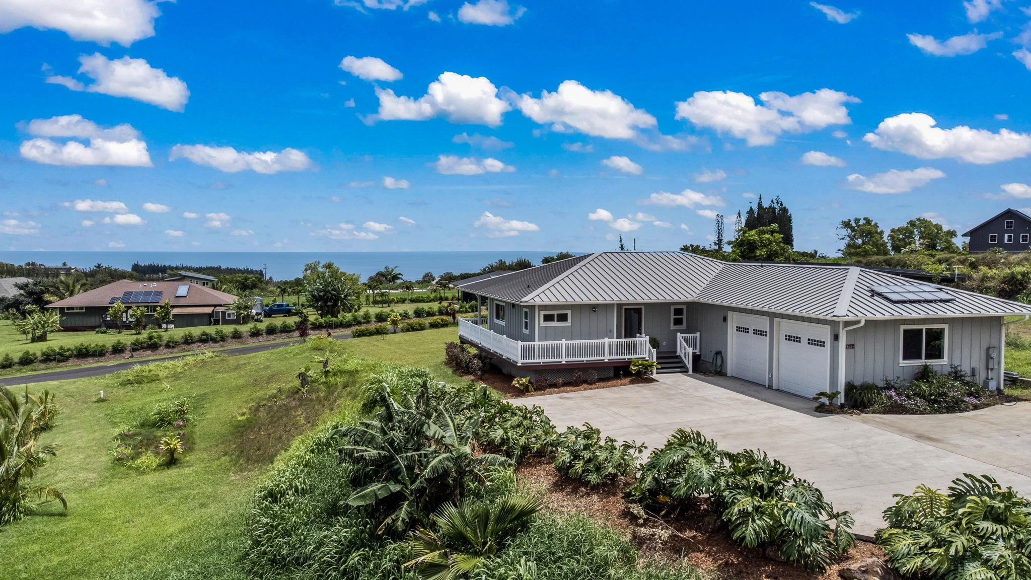 1251  Hookili Rd Peahi, Haiku home - photo 3 of 39