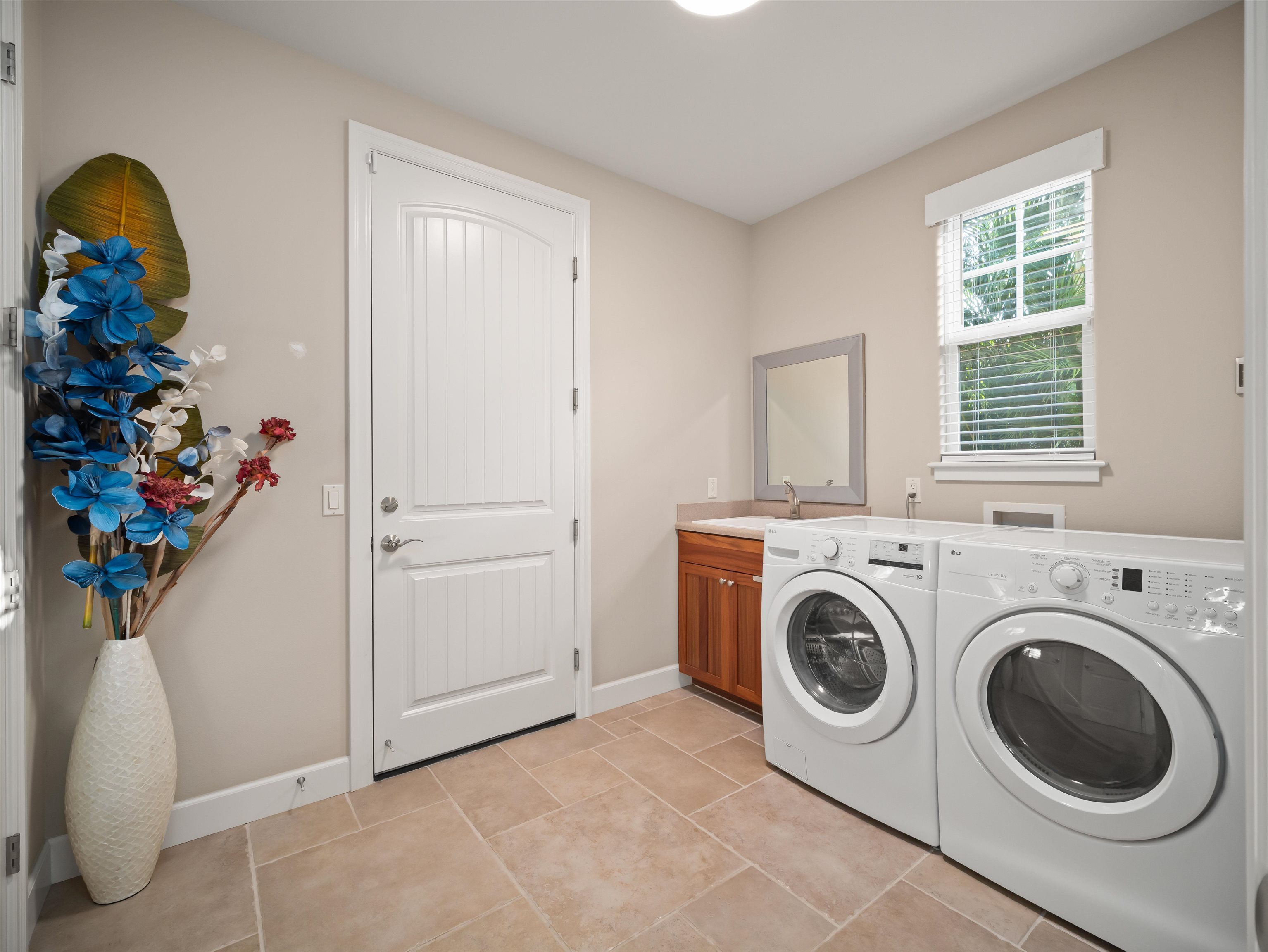 Hokulani Golf Villas condo # 18, Kihei, Hawaii - photo 31 of 37