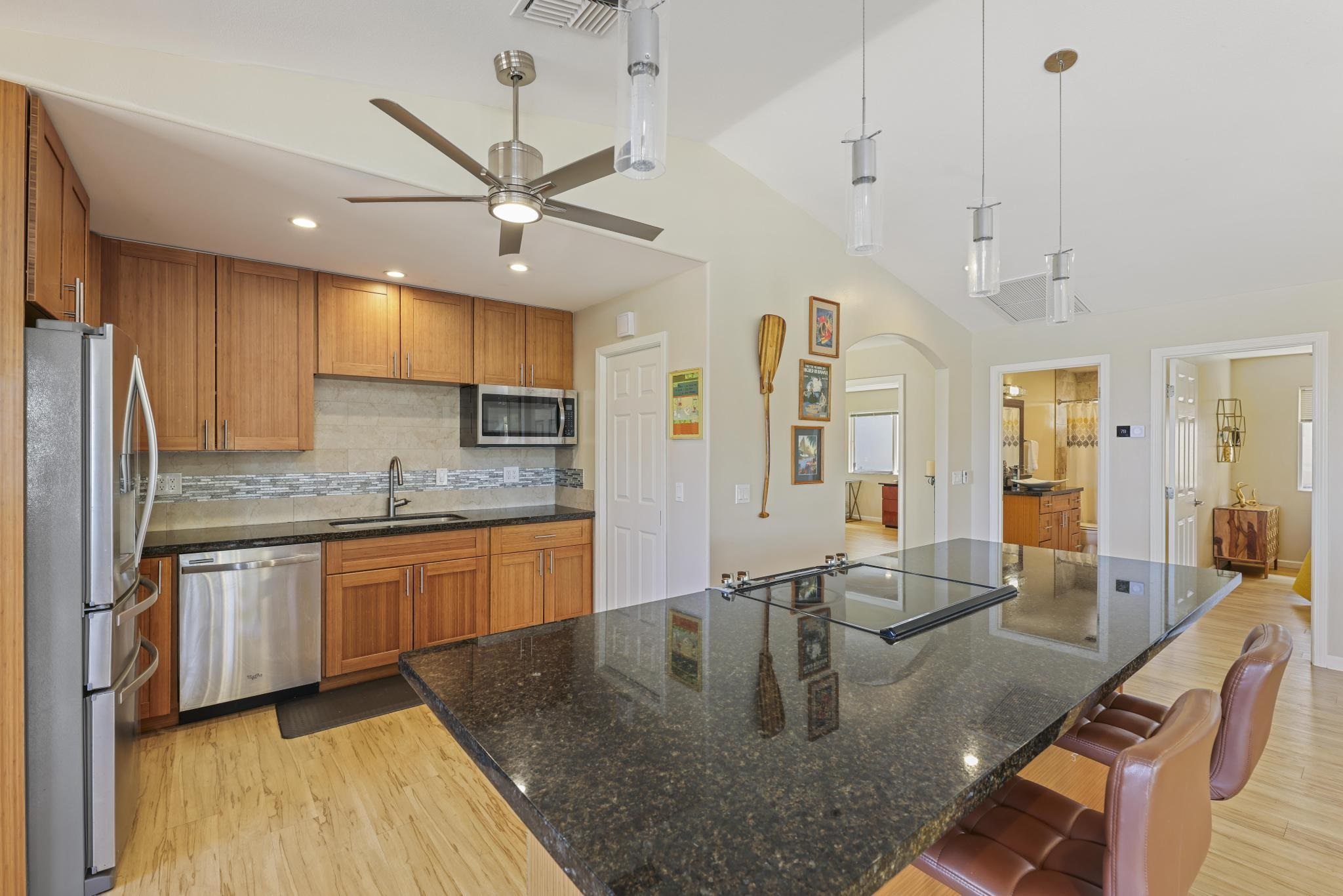 126  Ponana St South Maui, Kihei home - photo 11 of 50