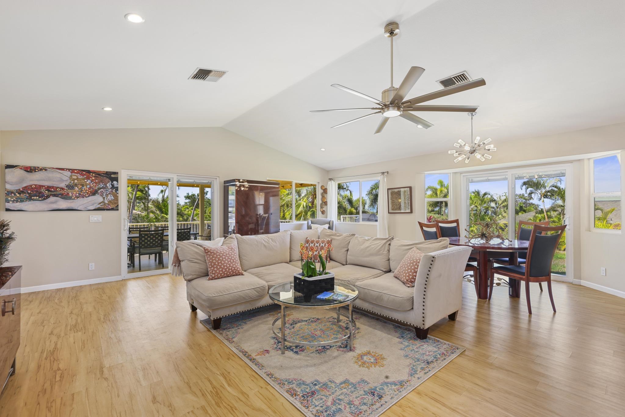 126  Ponana St South Maui, Kihei home - photo 5 of 50