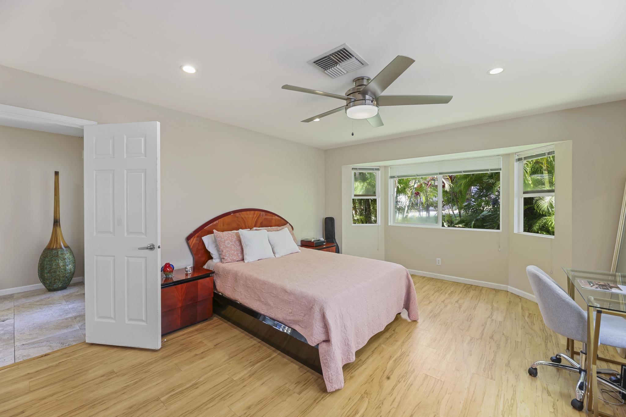 126  Ponana St South Maui, Kihei home - photo 44 of 50