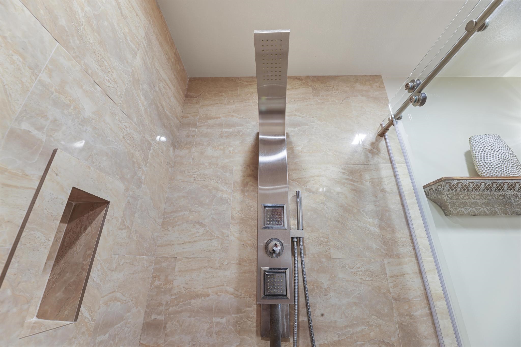 126  Ponana St South Maui, Kihei home - photo 47 of 50