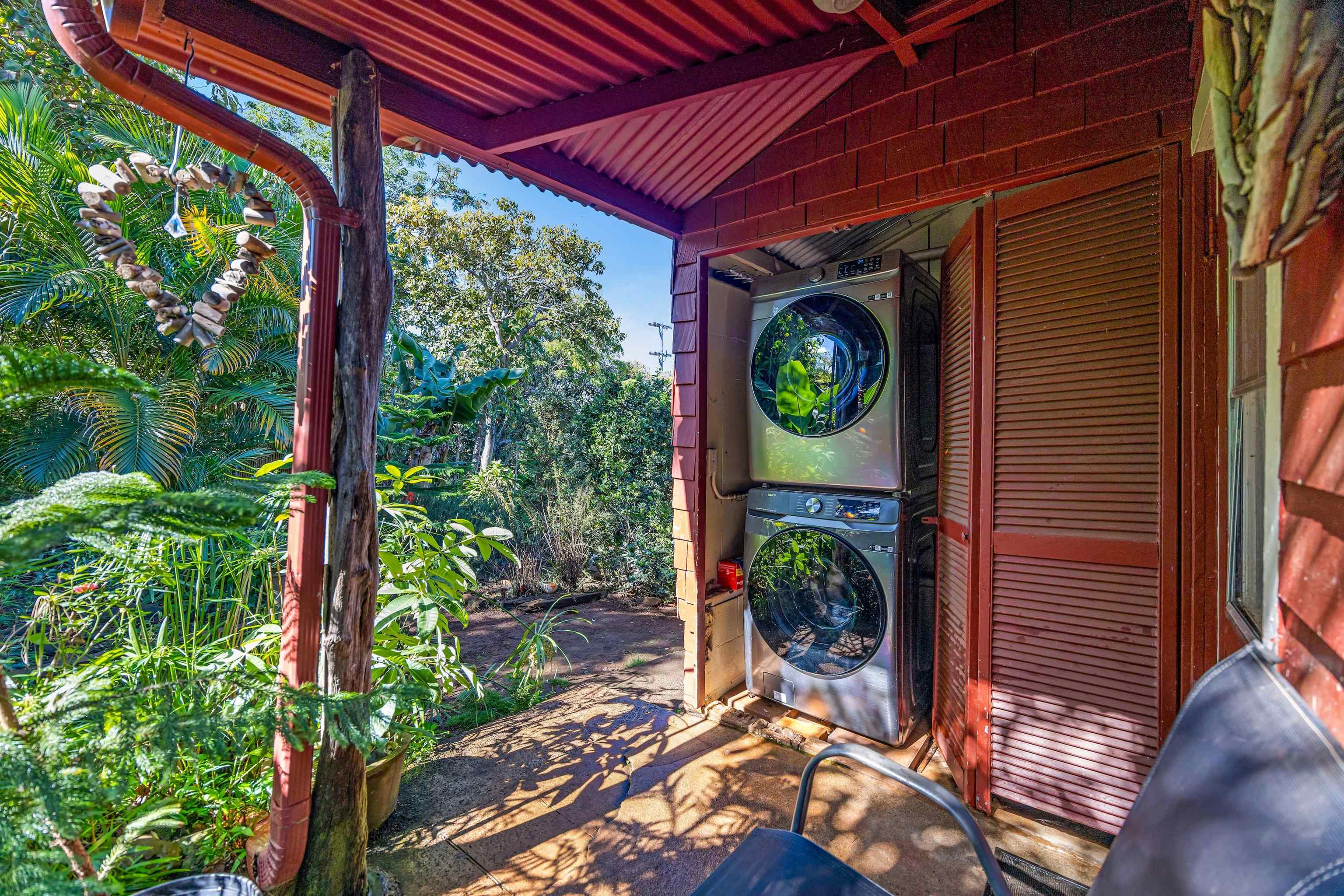 1260  Makawao Ave Makawao Town, Makawao/Olinda/Haliimaile home - photo 14 of 35