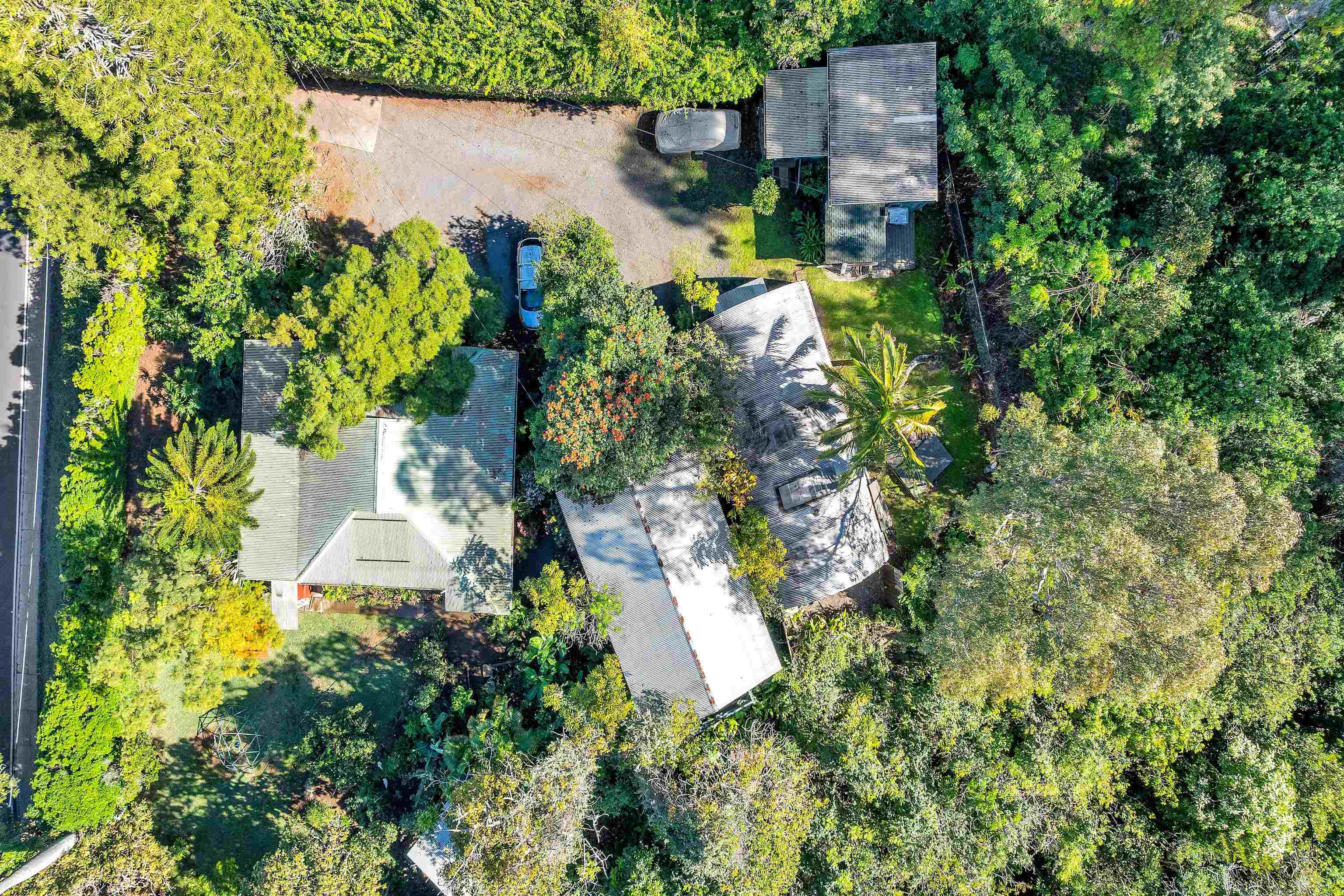 1260  Makawao Ave Makawao Town, Makawao/Olinda/Haliimaile home - photo 4 of 35