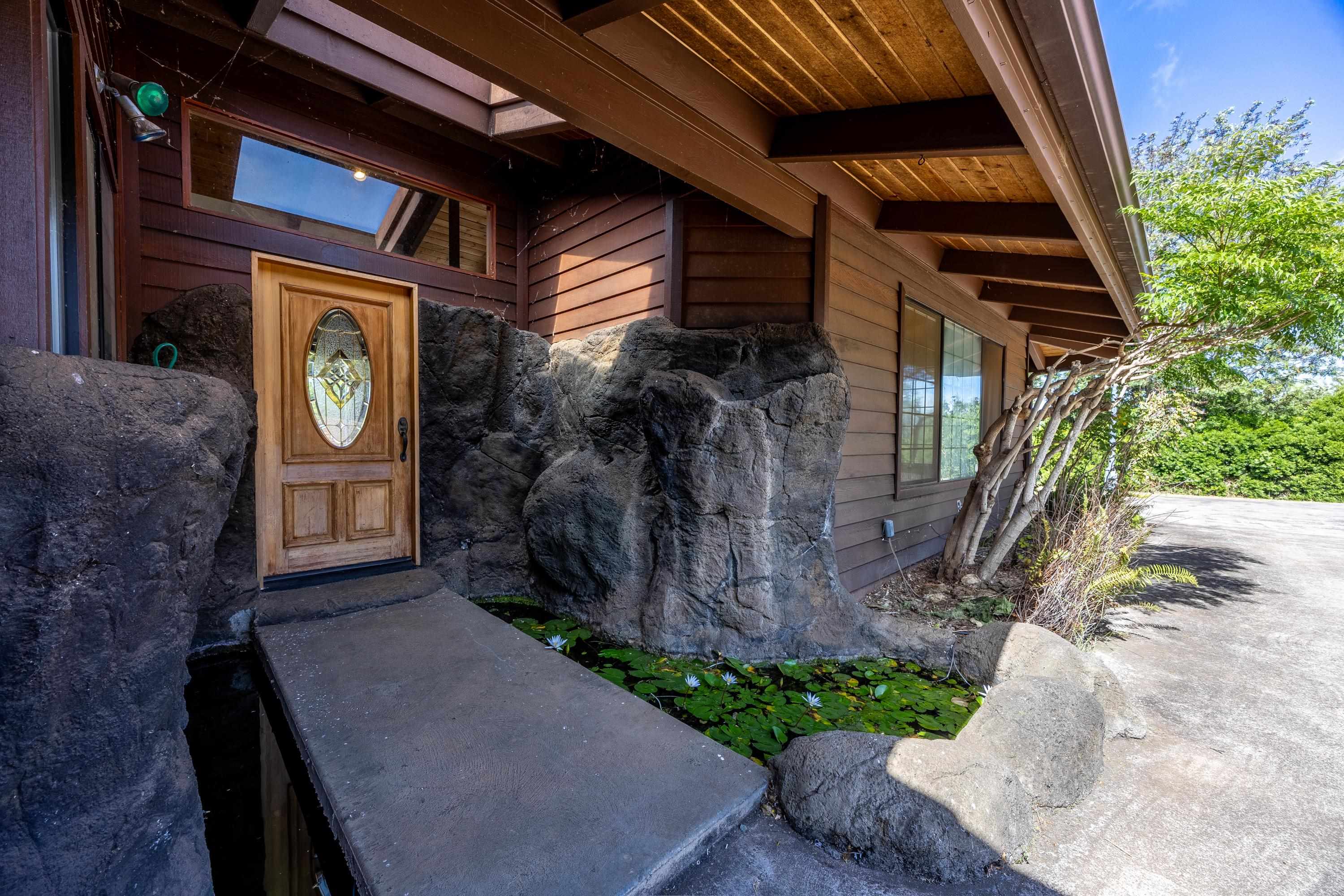 128  Hoopalua Dr , Makawao/Olinda/Haliimaile home - photo 5 of 50