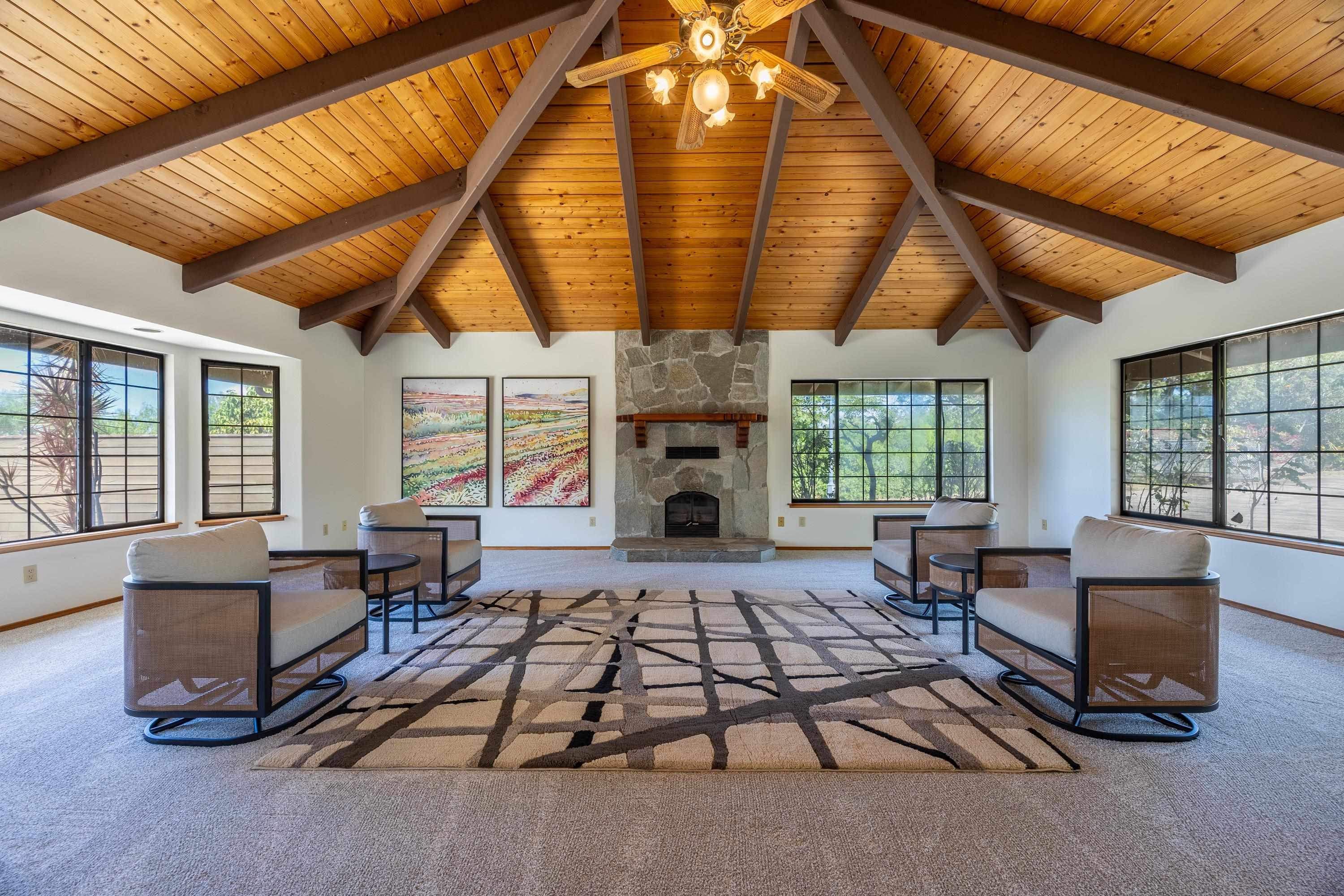 128  Hoopalua Dr , Makawao/Olinda/Haliimaile home - photo 6 of 50