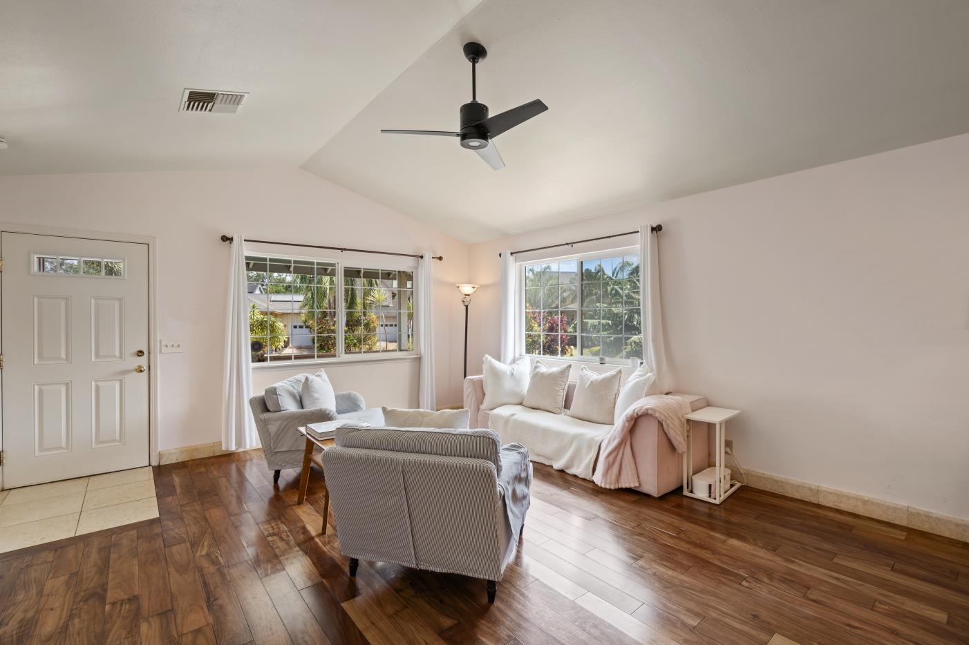 128  Oluea Cir Kamalii Alayna, Kihei home - photo 4 of 36