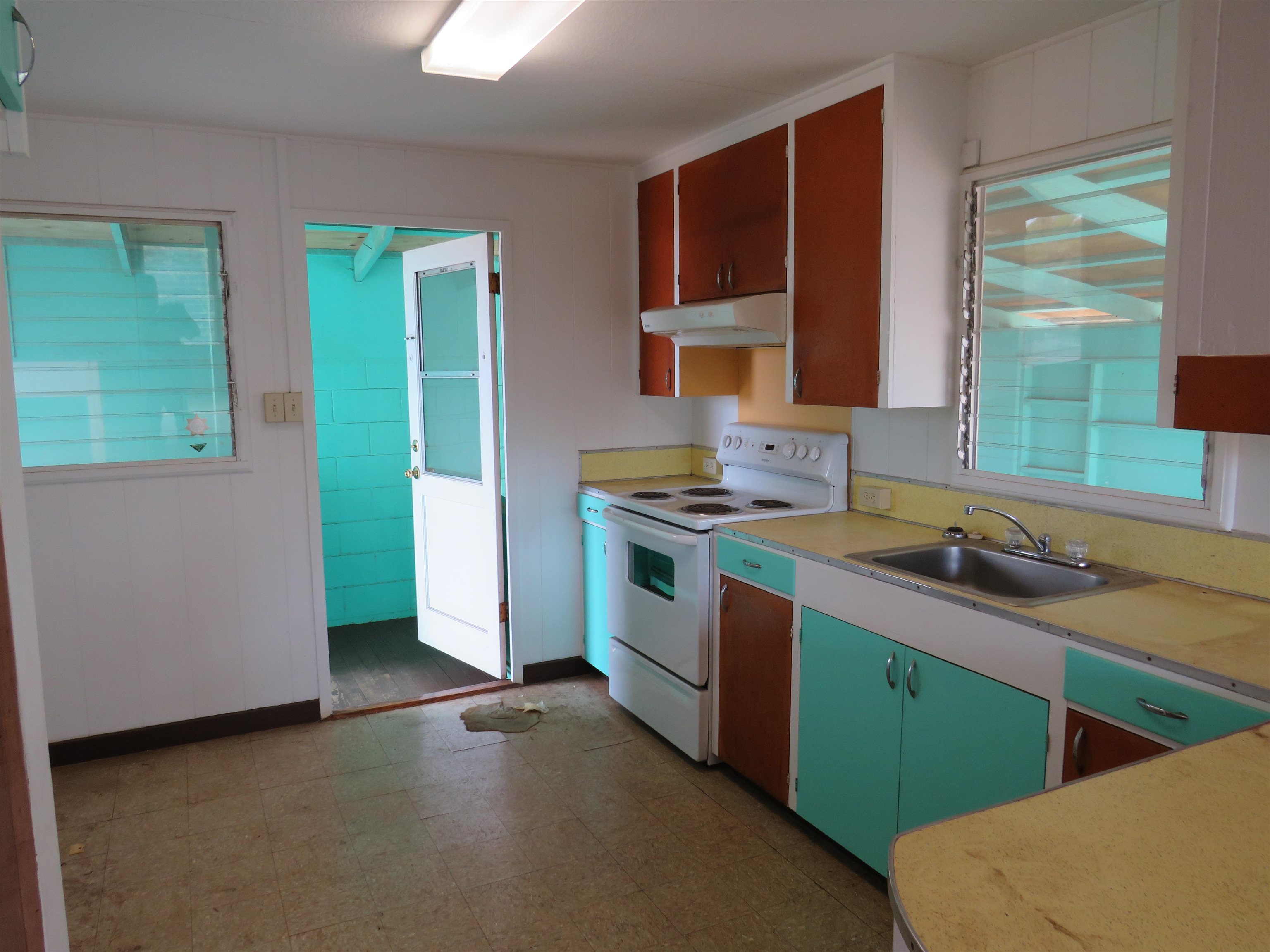 129  Kumano Dr Pukalani, Pukalani home - photo 4 of 16