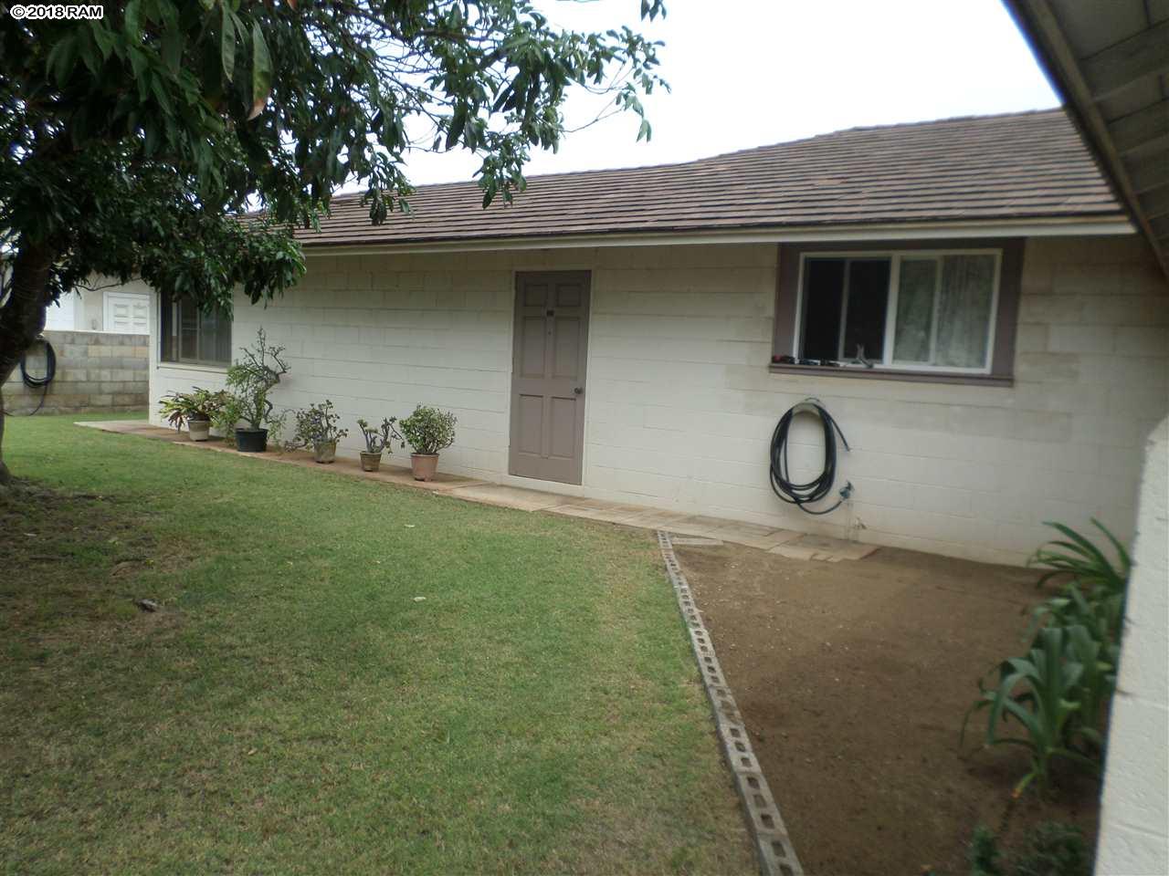 129  Kuula St , Kahului home - photo 2 of 23