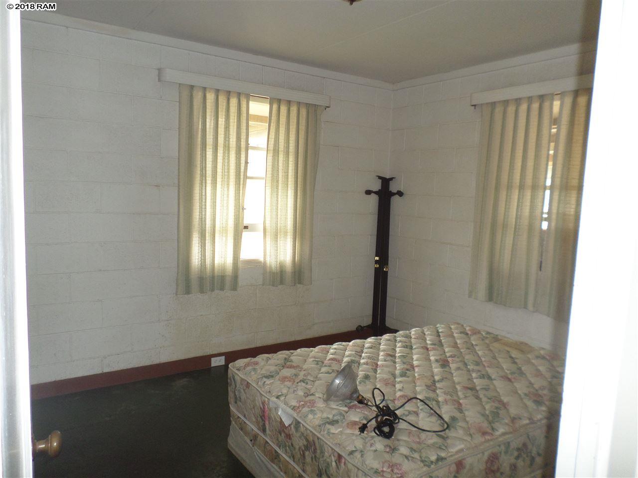 129  Kuula St , Kahului home - photo 11 of 23