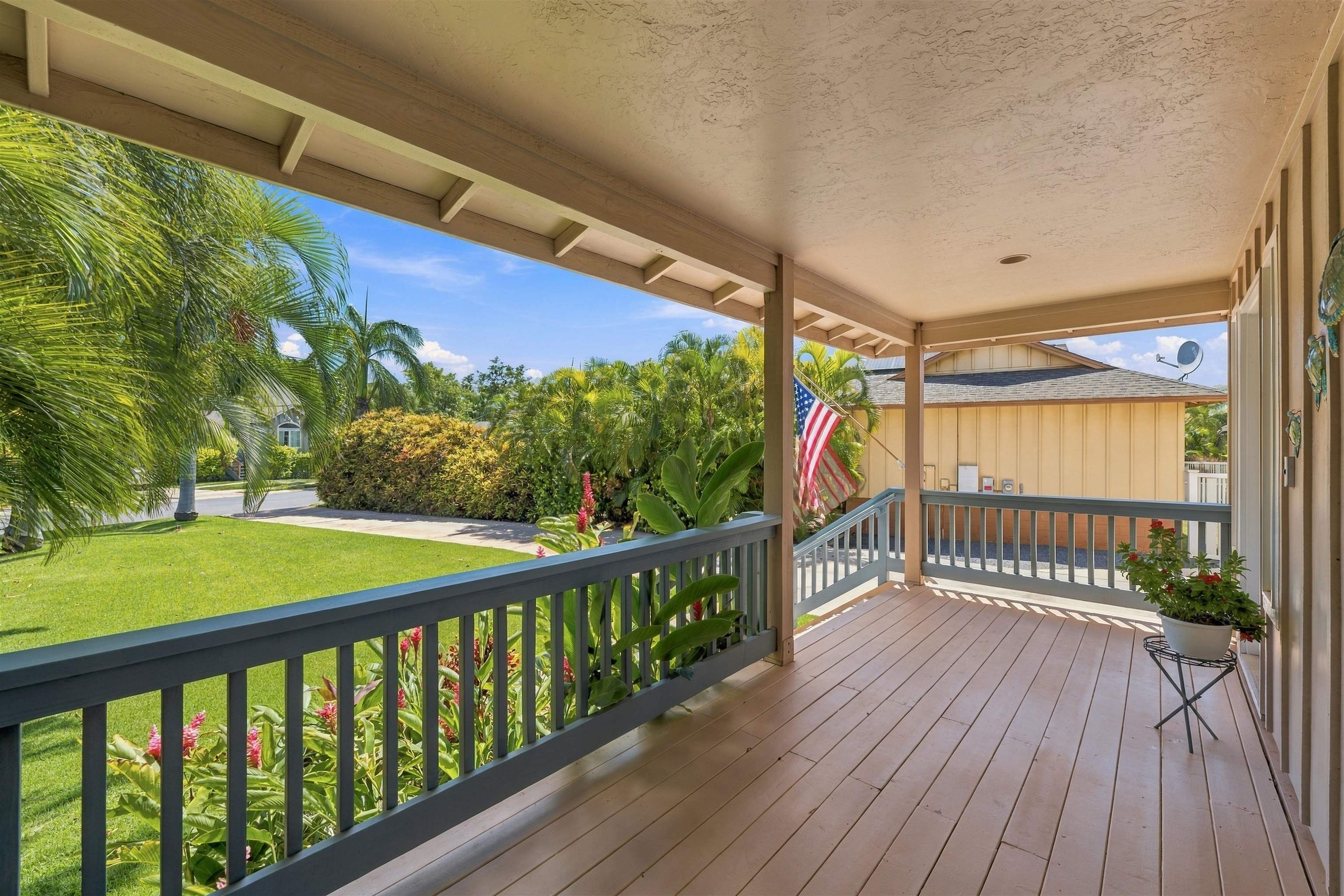 129  Oluea Cir Kihei, Kihei home - photo 2 of 50